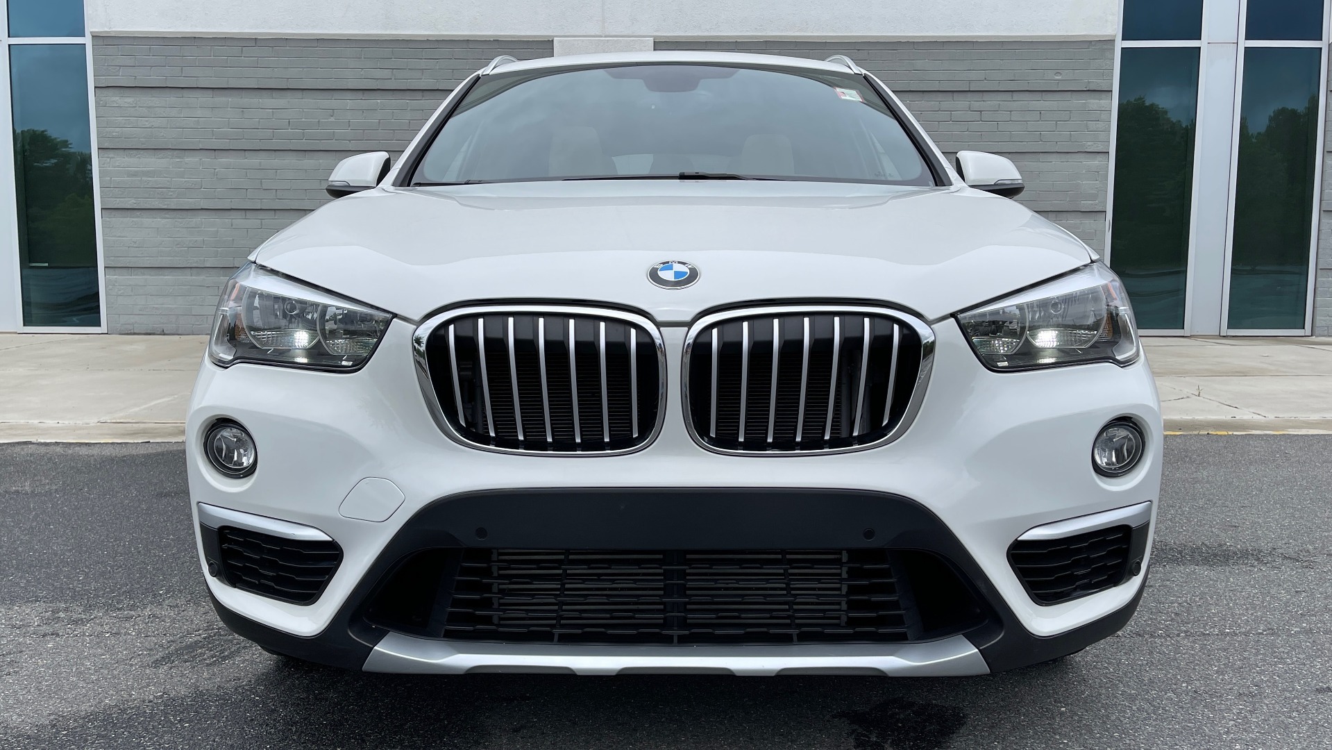 Used 2018 BMW X1 XDRIVE28I / CONV PKG / PANO-ROOF / HTD STS / PARK ASST / REARVIEW for sale Sold at Formula Imports in Charlotte NC 28227 12