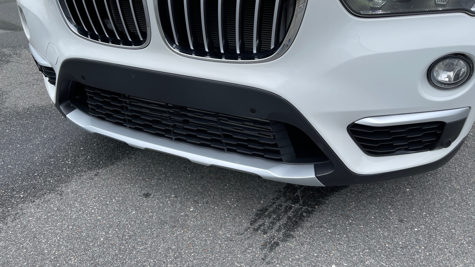 Used 2018 BMW X1 XDRIVE28I / CONV PKG / PANO-ROOF / HTD STS / PARK ASST / REARVIEW for sale Sold at Formula Imports in Charlotte NC 28227 15