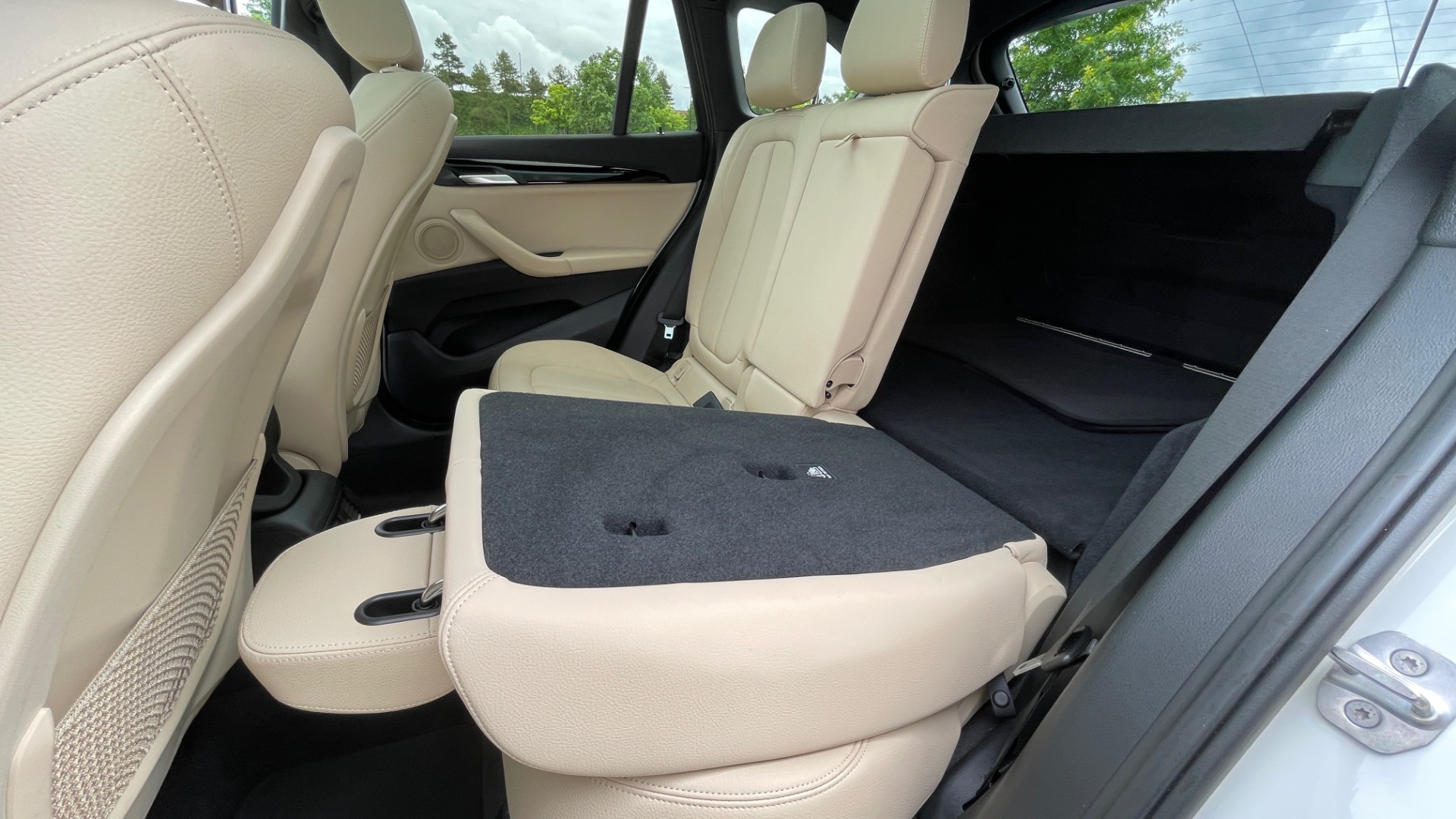 Used 2018 BMW X1 XDRIVE28I / CONV PKG / PANO-ROOF / HTD STS / PARK ASST / REARVIEW for sale Sold at Formula Imports in Charlotte NC 28227 74