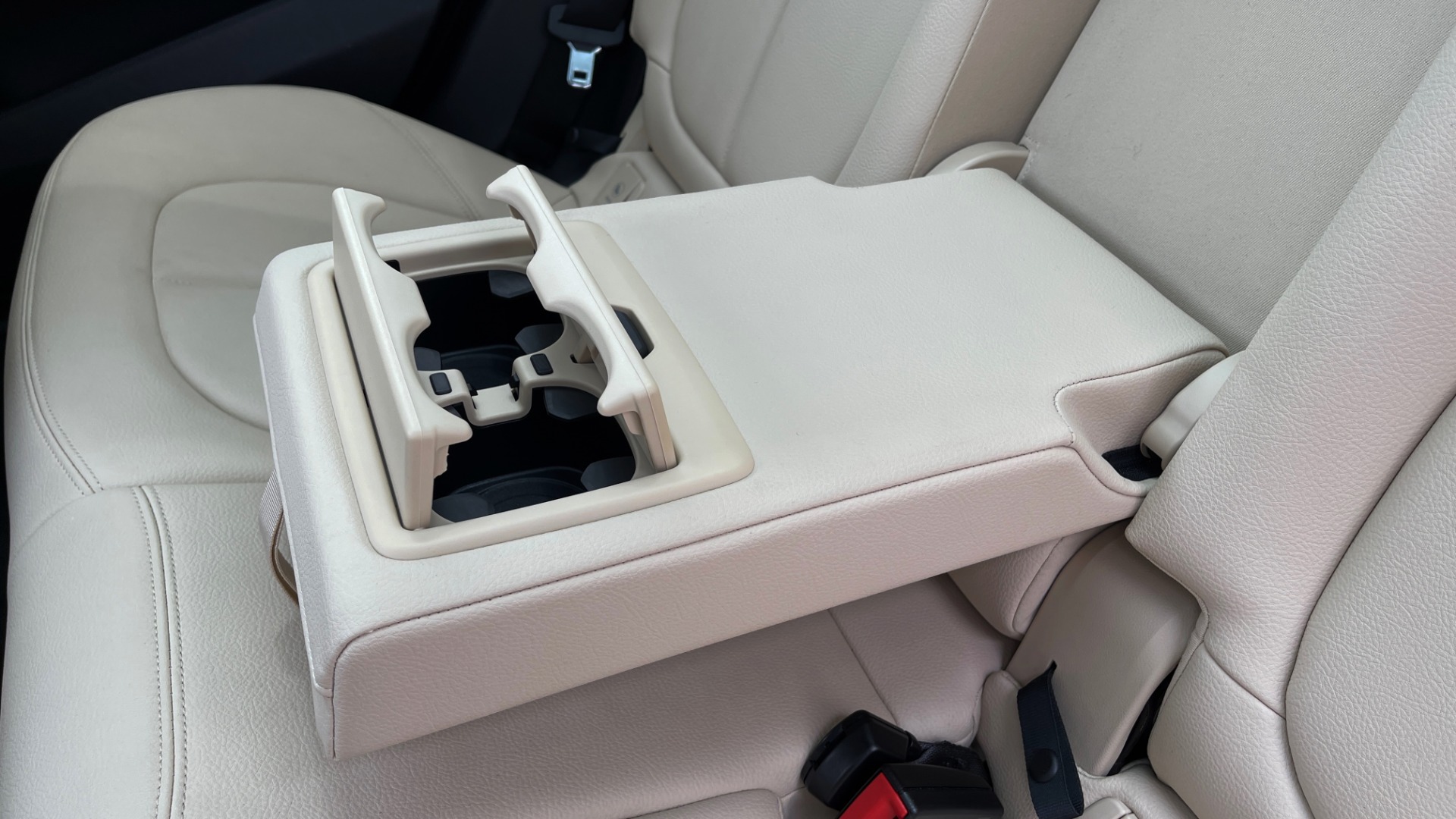 Used 2018 BMW X1 XDRIVE28I / CONV PKG / PANO-ROOF / HTD STS / PARK ASST / REARVIEW for sale Sold at Formula Imports in Charlotte NC 28227 75