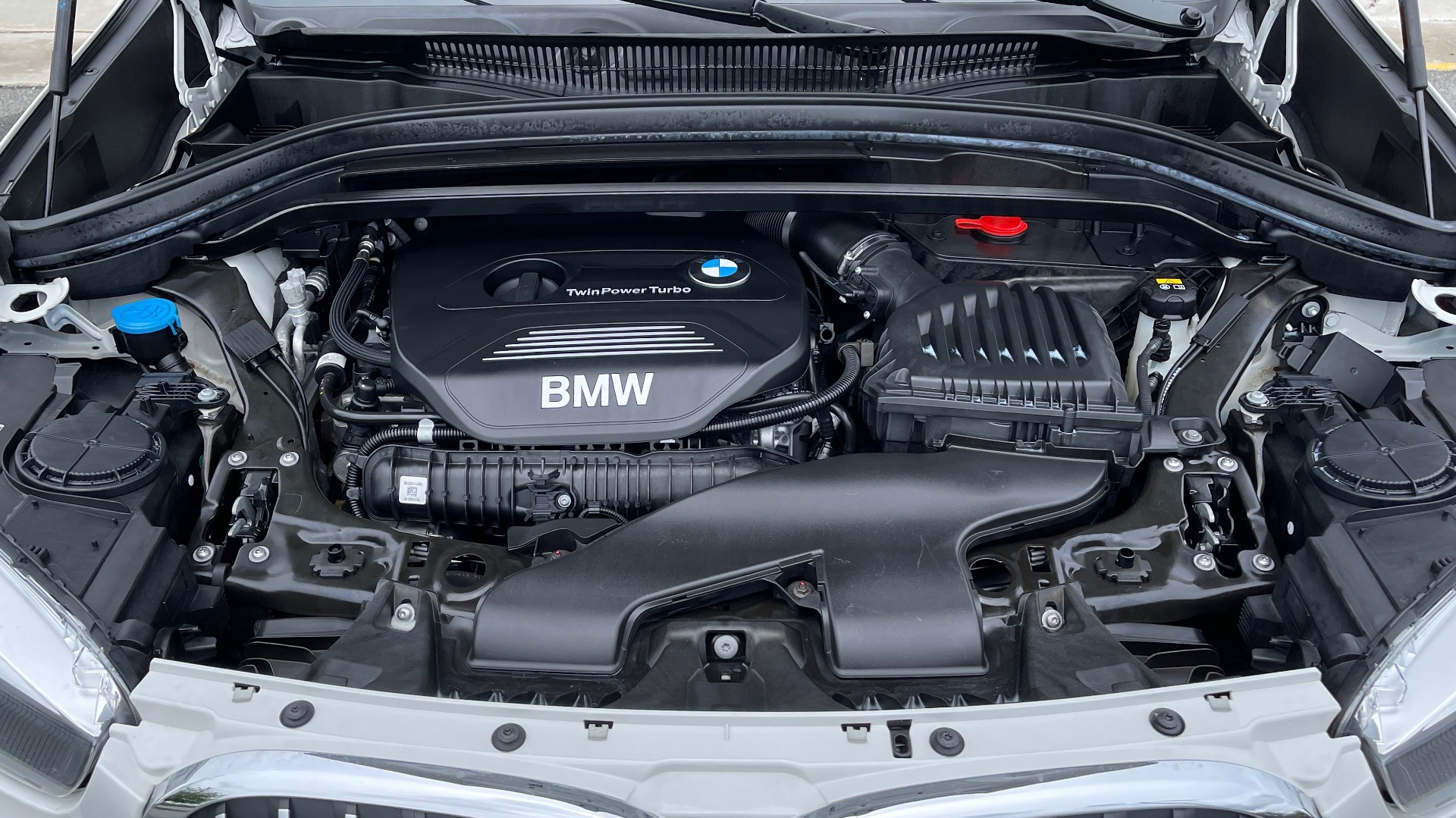 Used 2018 BMW X1 XDRIVE28I / CONV PKG / PANO-ROOF / HTD STS / PARK ASST / REARVIEW for sale Sold at Formula Imports in Charlotte NC 28227 9
