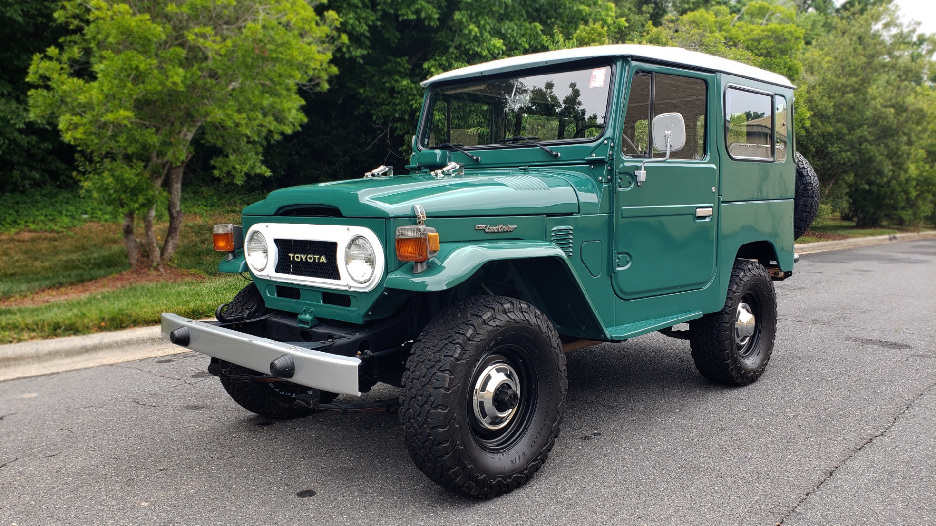 Used 1978 Toyota FJ40 LAND CRUISER 4x4 HARDTOP / RESTORED / 4-SPEED MAN / NEW AIR COND for sale Sold at Formula Imports in Charlotte NC 28227 4