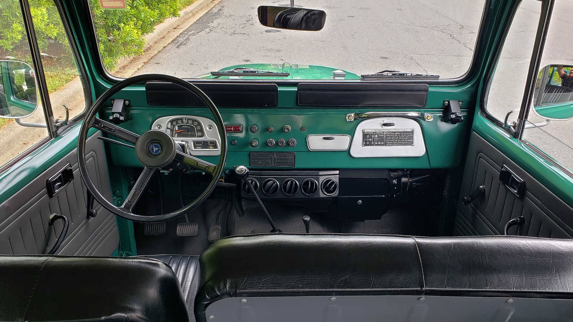 Used 1978 Toyota FJ40 LAND CRUISER 4x4 HARDTOP / RESTORED / 4-SPEED MAN / NEW AIR COND for sale Sold at Formula Imports in Charlotte NC 28227 47