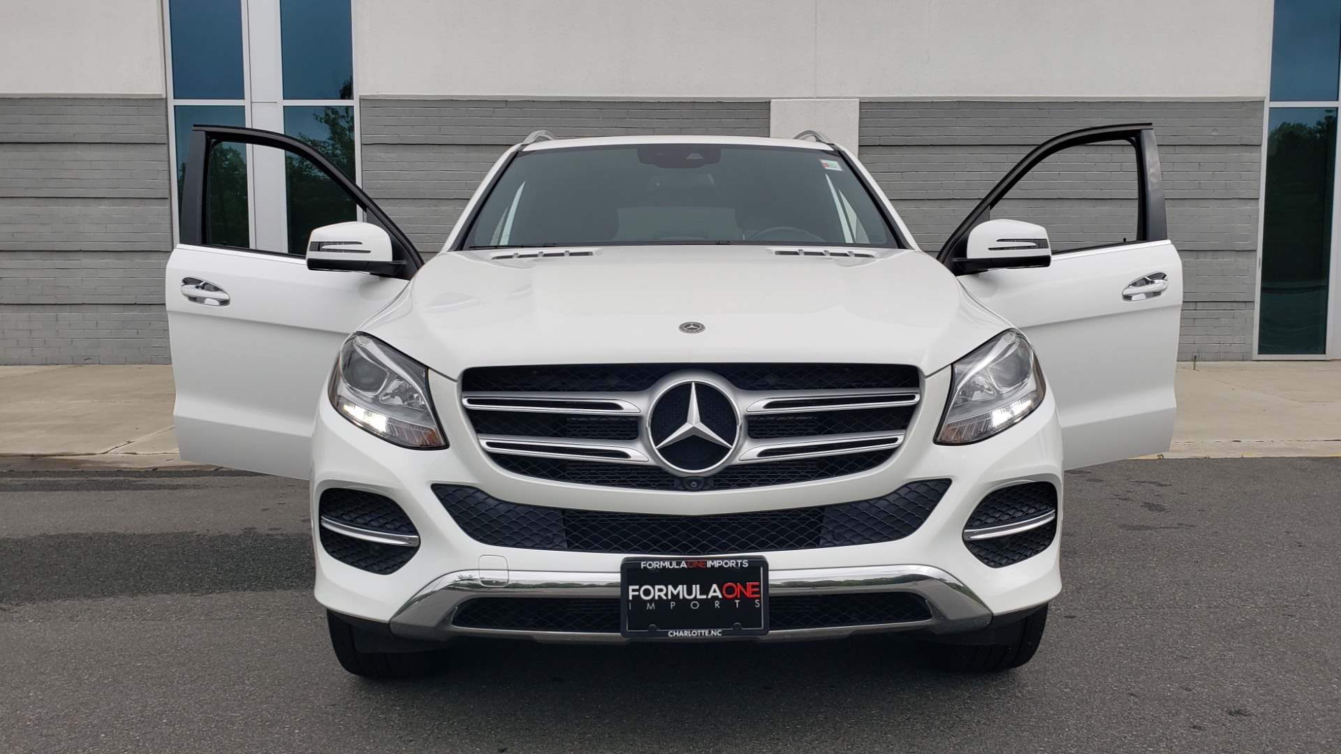 Used 2018 Mercedes-Benz GLE 350 4MATIC / PREM PKG / NAV / PARK ASST / K/H SND / HITCH / REARVIEW for sale Sold at Formula Imports in Charlotte NC 28227 23
