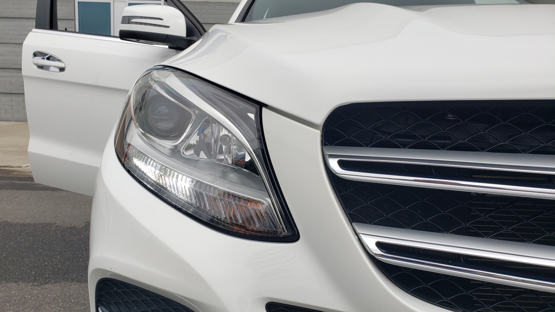 Used 2018 Mercedes-Benz GLE 350 4MATIC / PREM PKG / NAV / PARK ASST / K/H SND / HITCH / REARVIEW for sale Sold at Formula Imports in Charlotte NC 28227 24