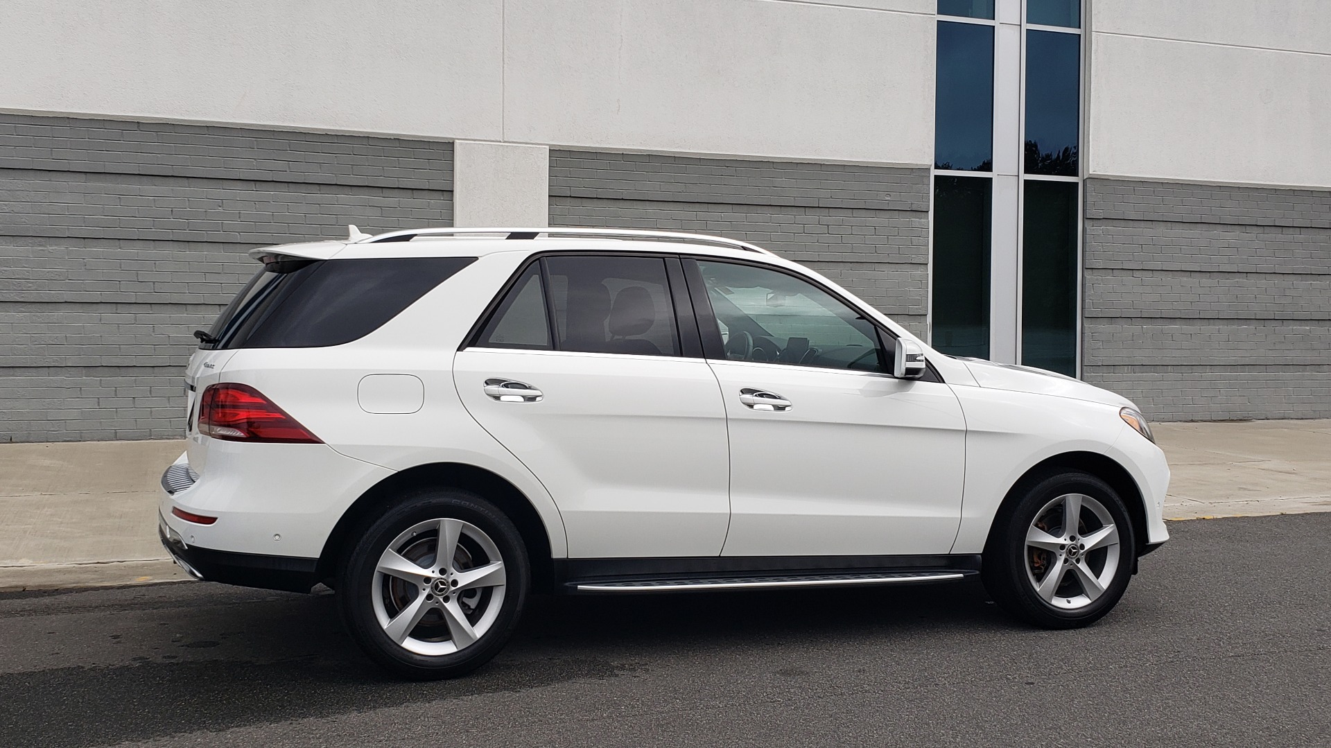 Used 2018 Mercedes-Benz GLE 350 4MATIC / PREM PKG / NAV / PARK ASST / K/H SND / HITCH / REARVIEW for sale Sold at Formula Imports in Charlotte NC 28227 8