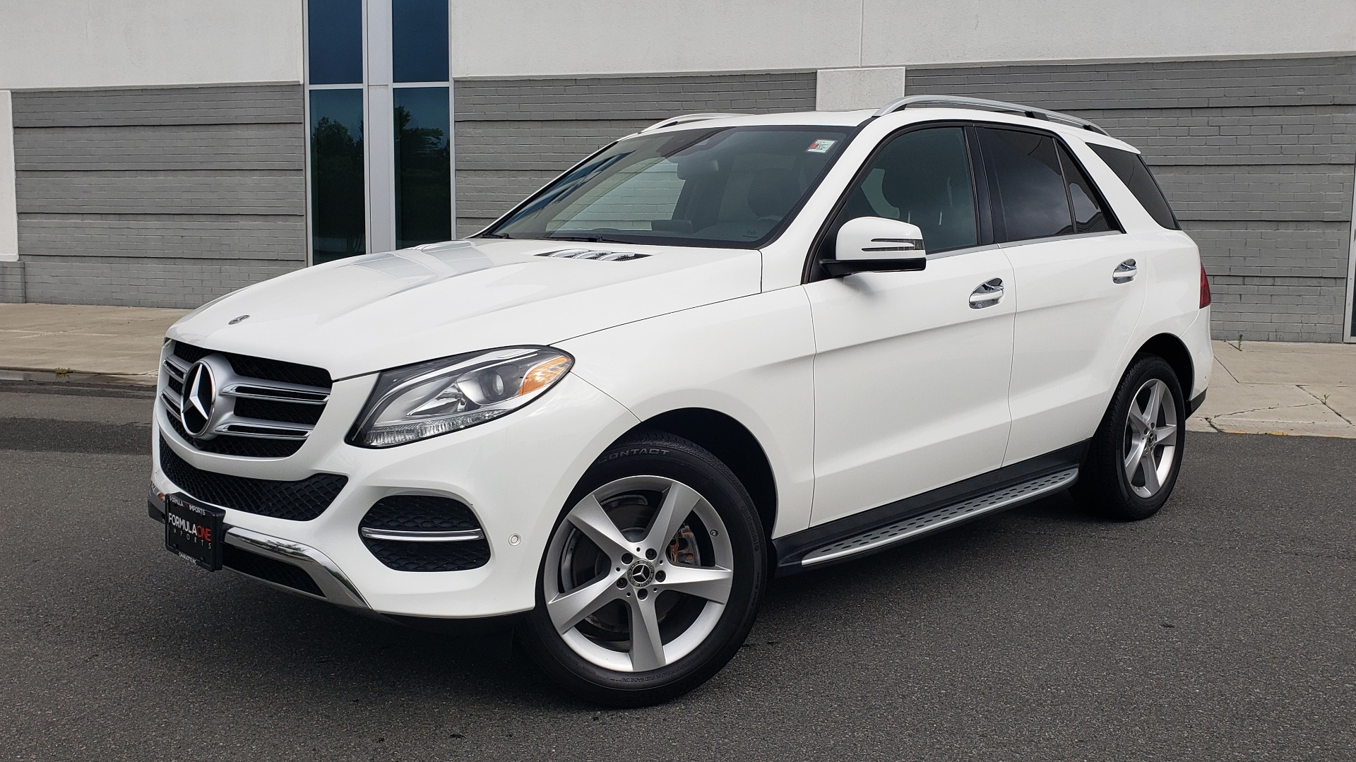 Used 2018 Mercedes-Benz GLE 350 4MATIC / PREM PKG / NAV / PARK ASST / K/H SND / HITCH / REARVIEW for sale Sold at Formula Imports in Charlotte NC 28227 1