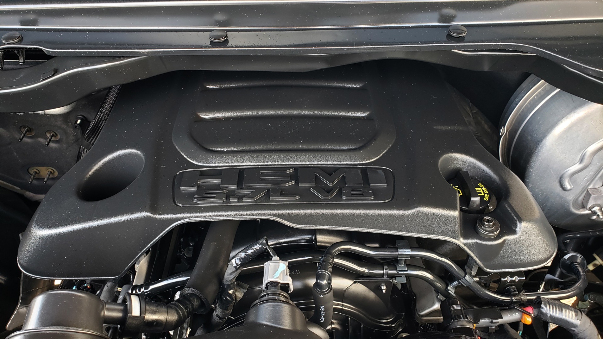 Used 2019 Ram 1500 LIMITED / NAV / PANO-ROOF / TOW PKG / H/K SND / REARVIEW for sale Sold at Formula Imports in Charlotte NC 28227 18