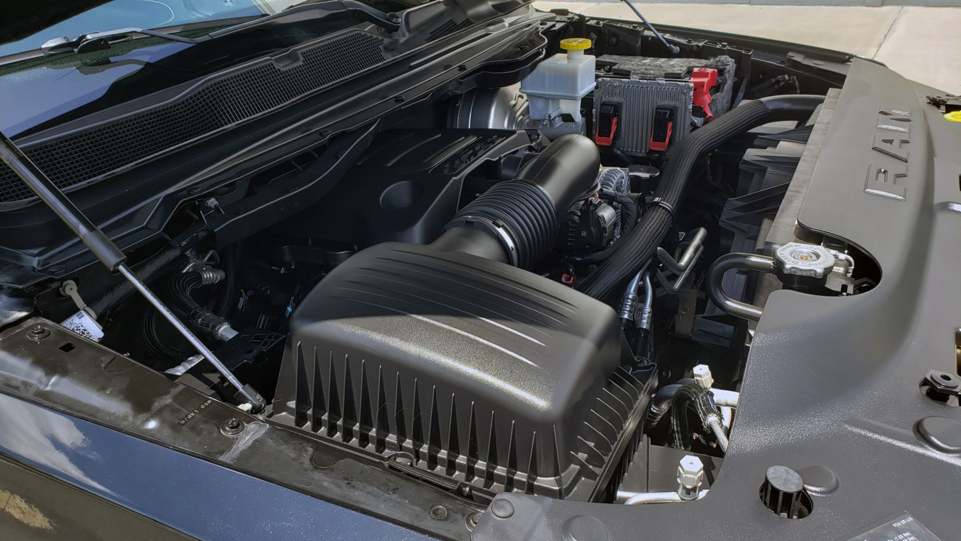 Used 2019 Ram 1500 LIMITED / NAV / PANO-ROOF / TOW PKG / H/K SND / REARVIEW for sale Sold at Formula Imports in Charlotte NC 28227 20