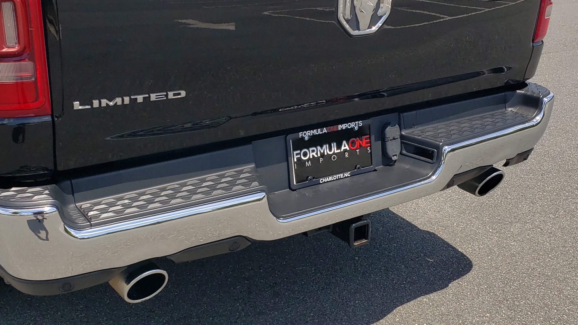 Used 2019 Ram 1500 LIMITED / NAV / PANO-ROOF / TOW PKG / H/K SND / REARVIEW for sale Sold at Formula Imports in Charlotte NC 28227 35