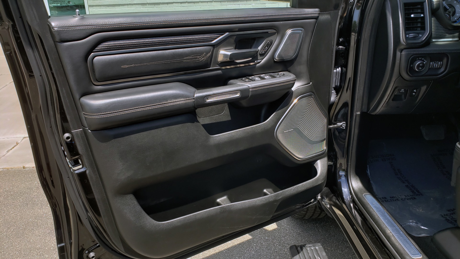 Used 2019 Ram 1500 LIMITED / NAV / PANO-ROOF / TOW PKG / H/K SND / REARVIEW for sale Sold at Formula Imports in Charlotte NC 28227 38