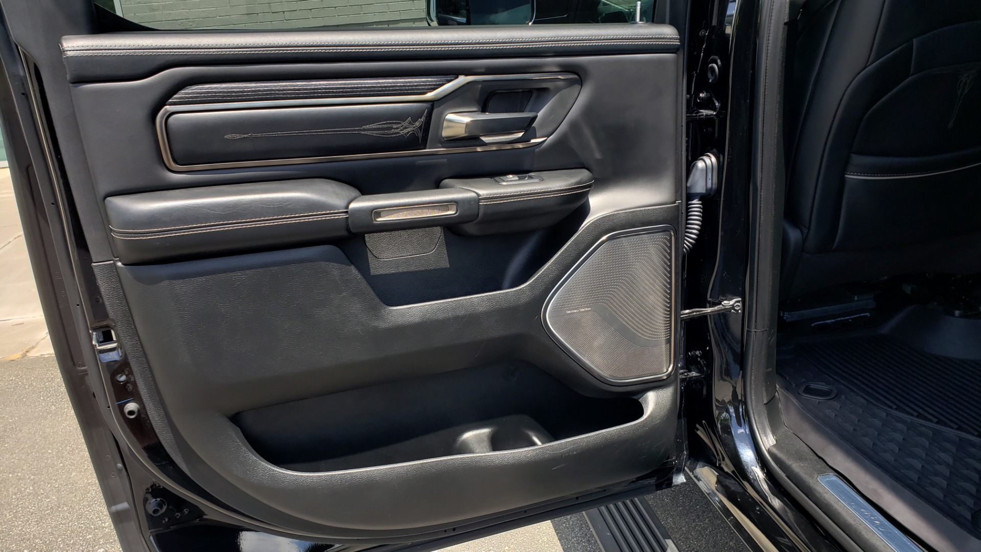 Used 2019 Ram 1500 LIMITED / NAV / PANO-ROOF / TOW PKG / H/K SND / REARVIEW for sale Sold at Formula Imports in Charlotte NC 28227 68