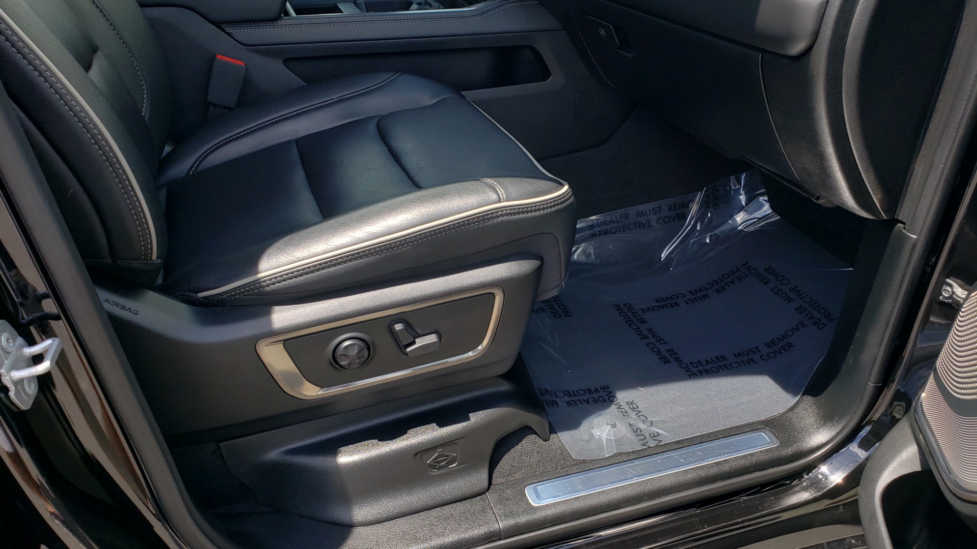 Used 2019 Ram 1500 LIMITED / NAV / PANO-ROOF / TOW PKG / H/K SND / REARVIEW for sale Sold at Formula Imports in Charlotte NC 28227 77