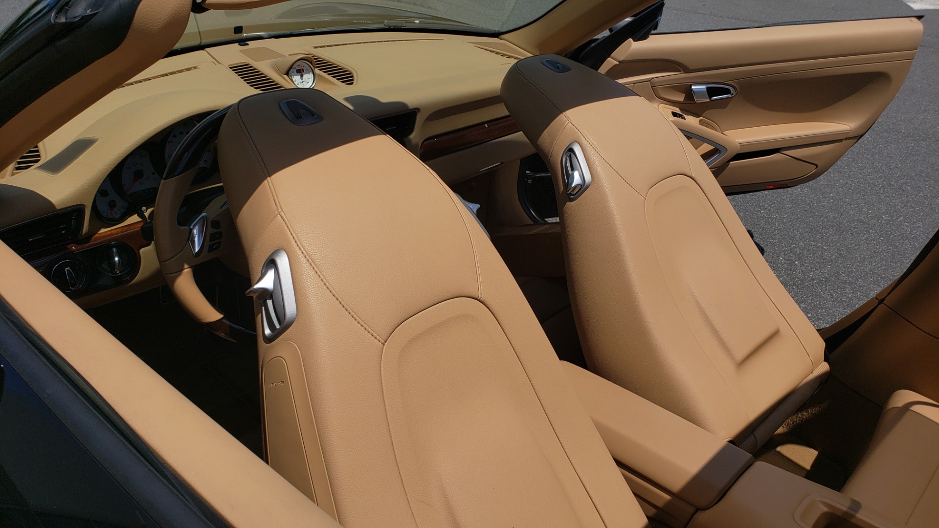 Used 2014 Porsche 911 CARRERA S CABRIOLET / PREM PKG / PDK / NAV / BOSE / SPORT CHRONO for sale Sold at Formula Imports in Charlotte NC 28227 45