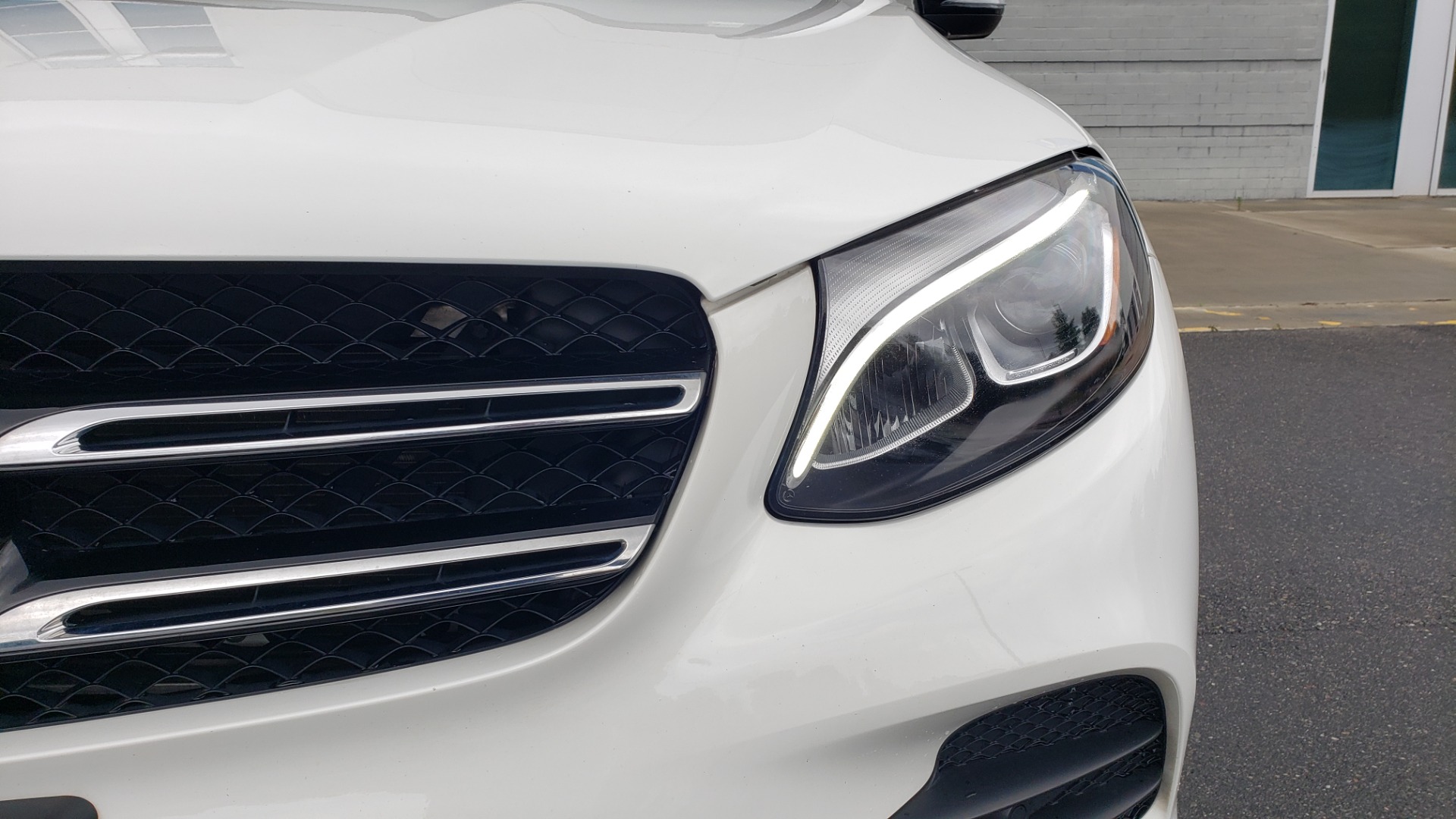 Used 2018 Mercedes-Benz GLC 300 4MATIC PREMIUM / NAV / BURMESTER SND / PANO-ROOF / REARVIEW for sale Sold at Formula Imports in Charlotte NC 28227 22