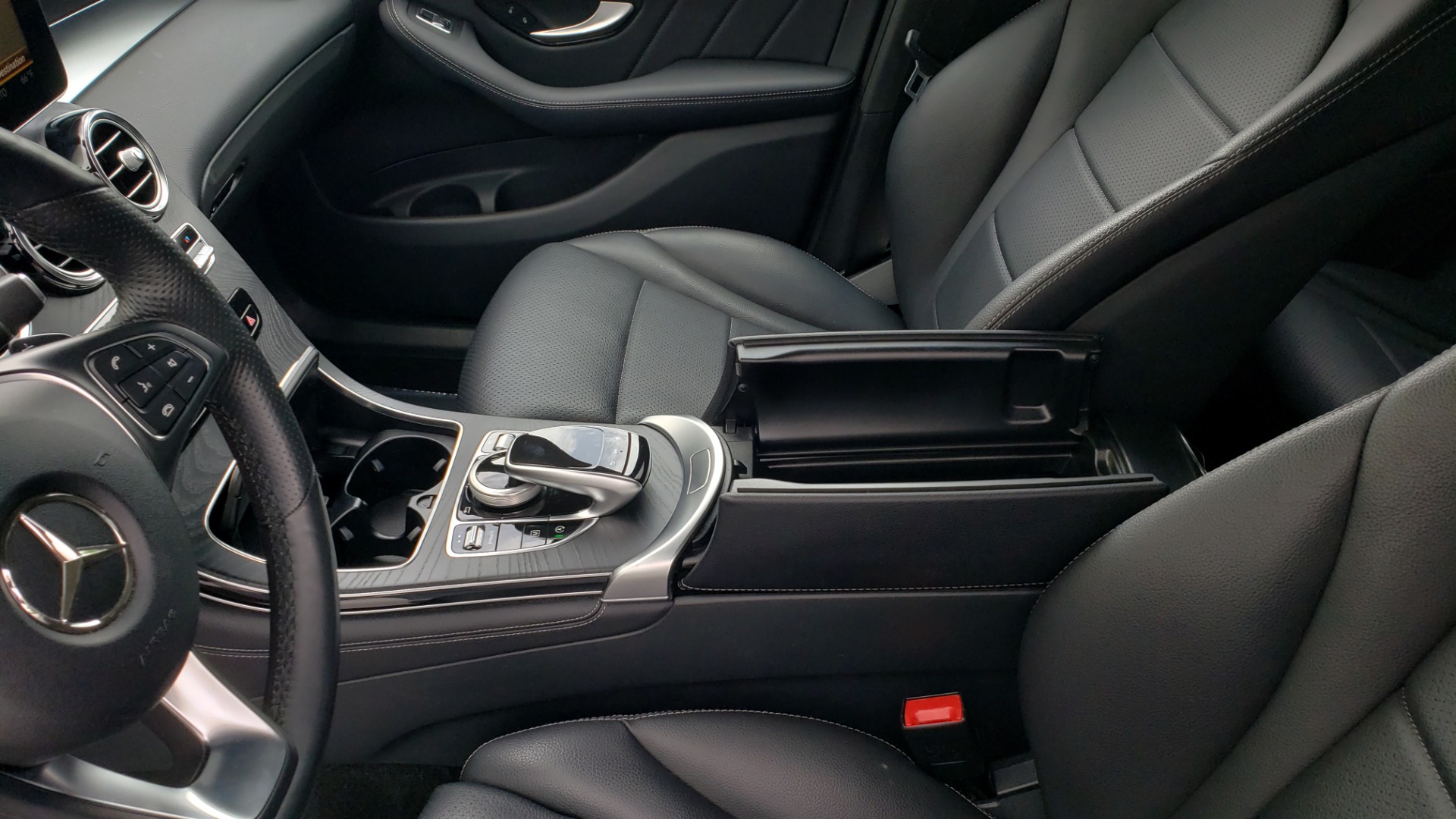 Used 2018 Mercedes-Benz GLC 300 4MATIC PREMIUM / NAV / BURMESTER SND / PANO-ROOF / REARVIEW for sale Sold at Formula Imports in Charlotte NC 28227 55