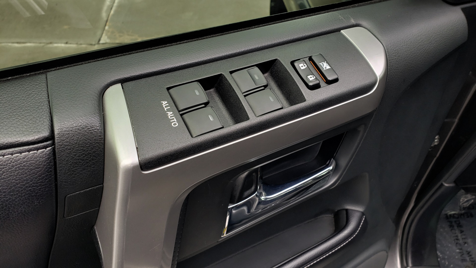 Used 2016 Toyota 4RUNNER 4X4 SR5 V6 / ENTUNE PREMIUM AUDIO W/NAVIGATION for sale Sold at Formula Imports in Charlotte NC 28227 38