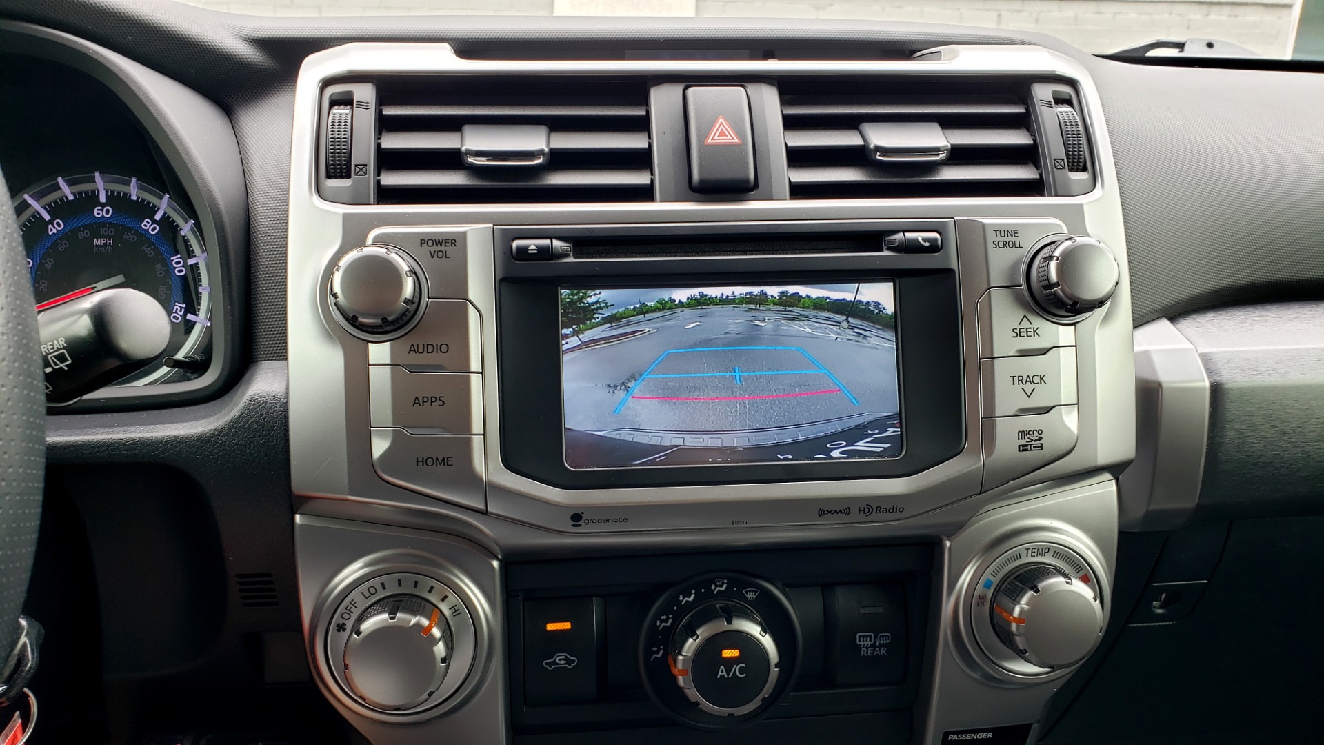 Used 2016 Toyota 4RUNNER 4X4 SR5 V6 / ENTUNE PREMIUM AUDIO W/NAVIGATION for sale Sold at Formula Imports in Charlotte NC 28227 53