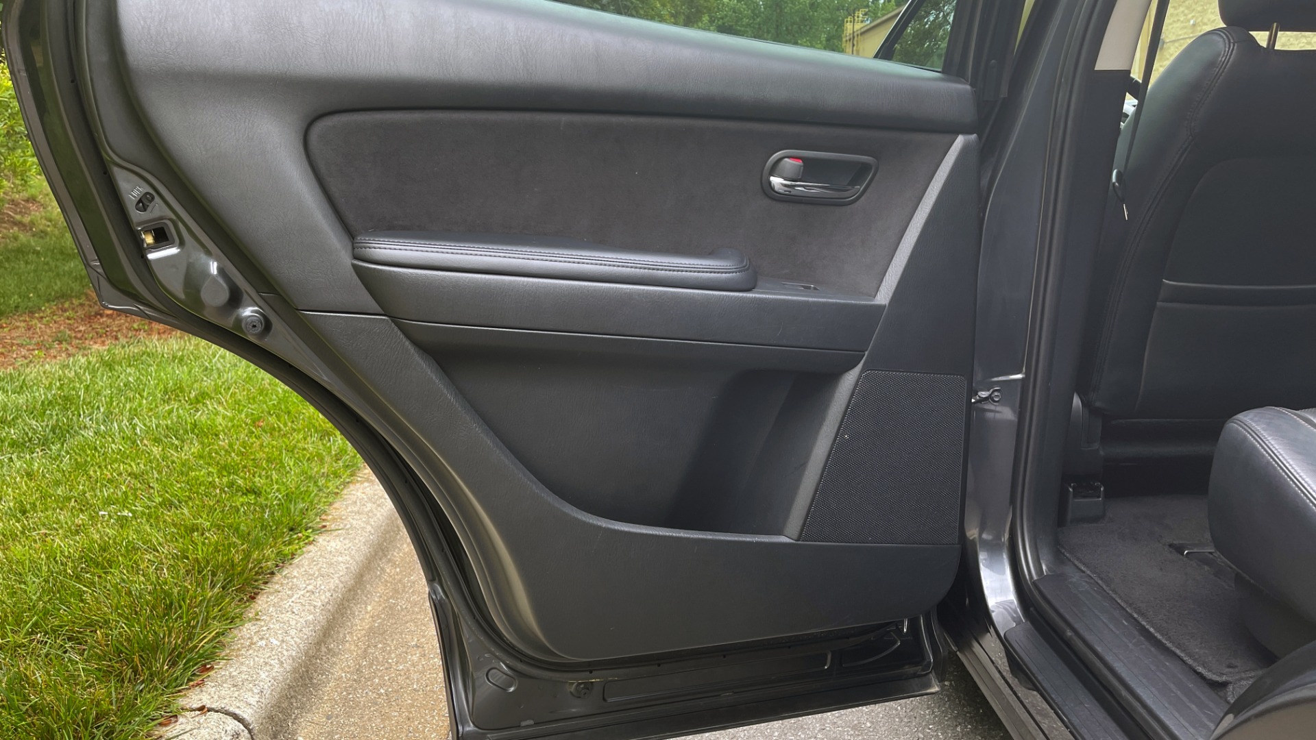 Used 2014 Mazda CX-9 TOURUNG / FWD / 3.7L V6 / 6-SPD AUTO / HTD STS / 3-ROW / REARVIEW for sale Sold at Formula Imports in Charlotte NC 28227 63
