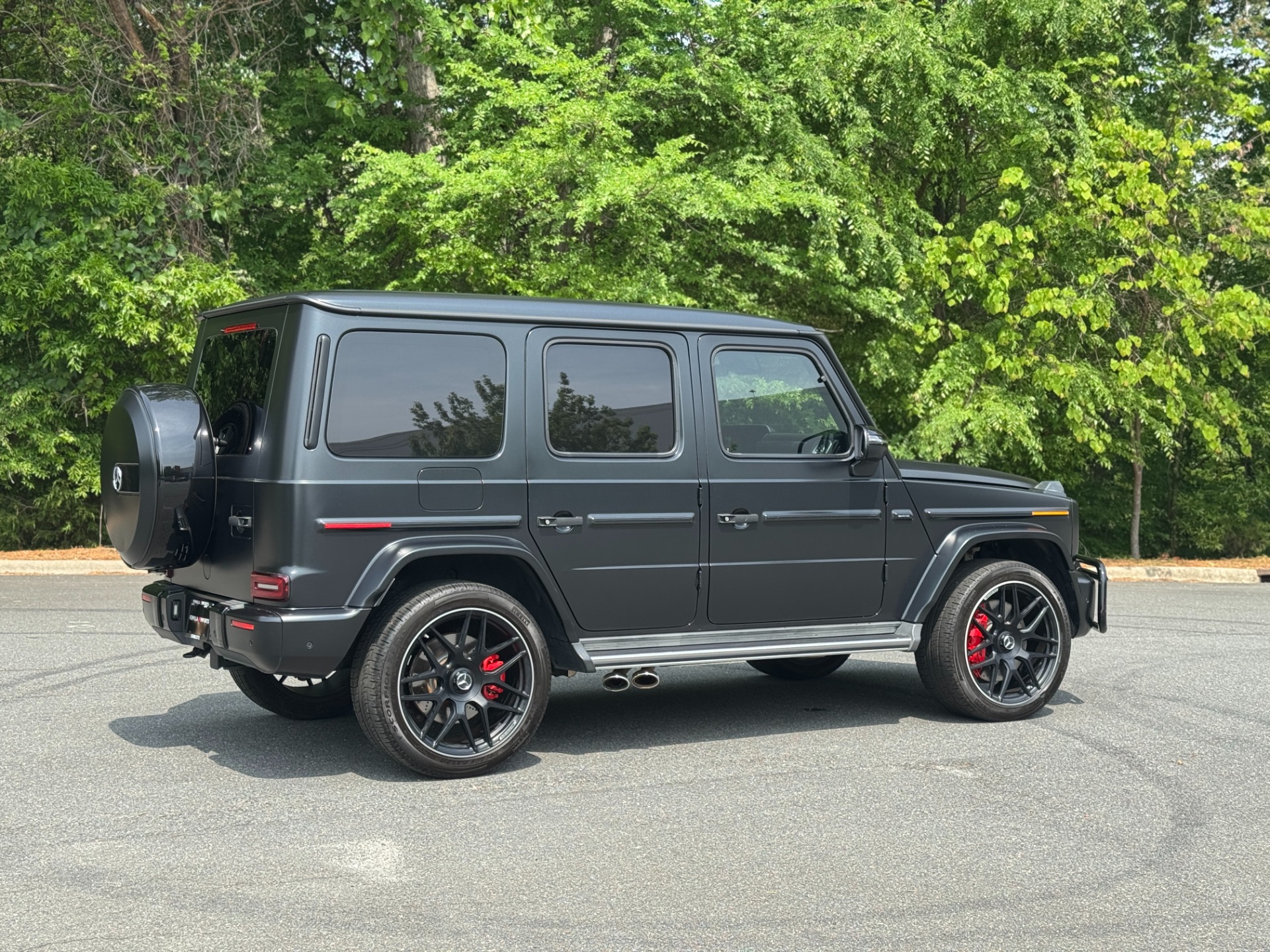 Used 2020 Mercedes-Benz G63 AMG GREEN WRAP//DESIGNO INT/CARBON TRIM/ PERF PKG for sale $133,150 at Formula Imports in Charlotte NC 28227 13