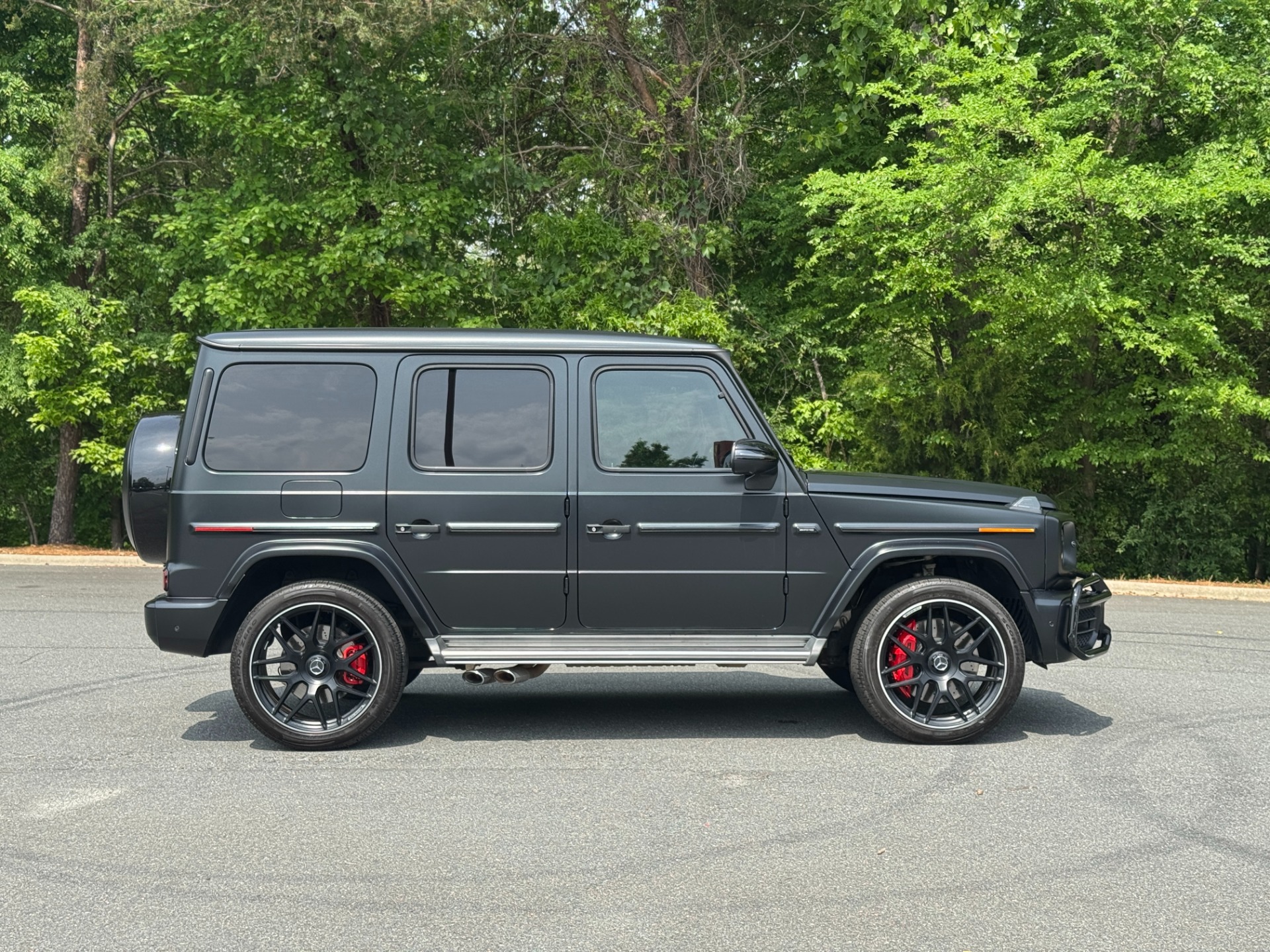 Used 2020 Mercedes-Benz G63 AMG GREEN WRAP//DESIGNO INT/CARBON TRIM/ PERF PKG for sale $133,150 at Formula Imports in Charlotte NC 28227 14
