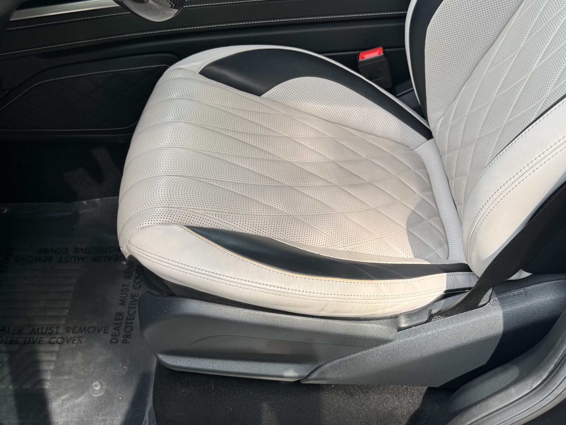 Used 2020 Mercedes-Benz G-Class AMG G 63 / CUSTOM FULL WRAP / G MANUFAKTUR INTERIOR / NIGHT PKG for sale Sold at Formula Imports in Charlotte NC 28227 24