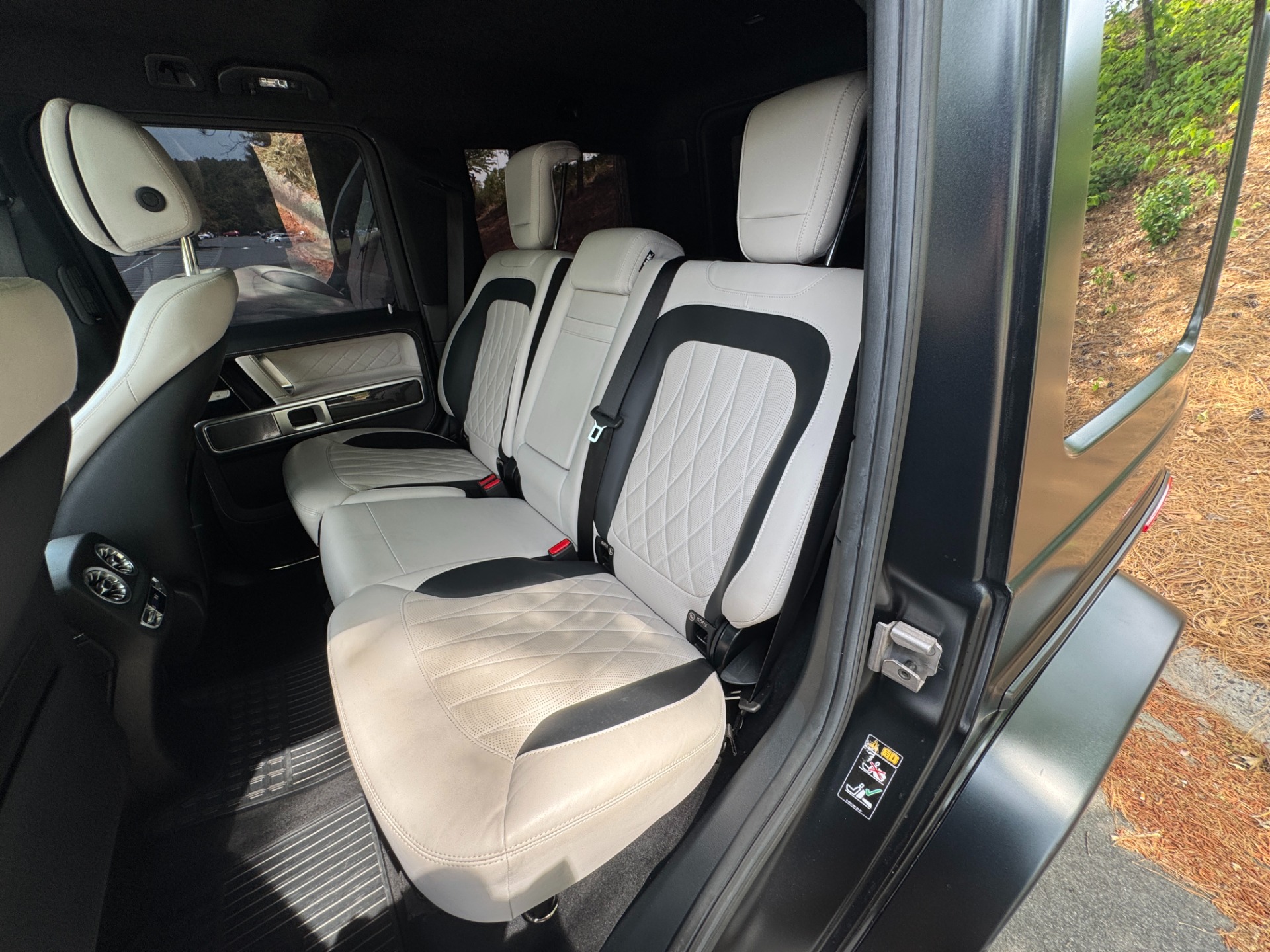 Used 2020 Mercedes-Benz G63 AMG GREEN WRAP//DESIGNO INT/CARBON TRIM/ PERF PKG for sale $133,150 at Formula Imports in Charlotte NC 28227 43