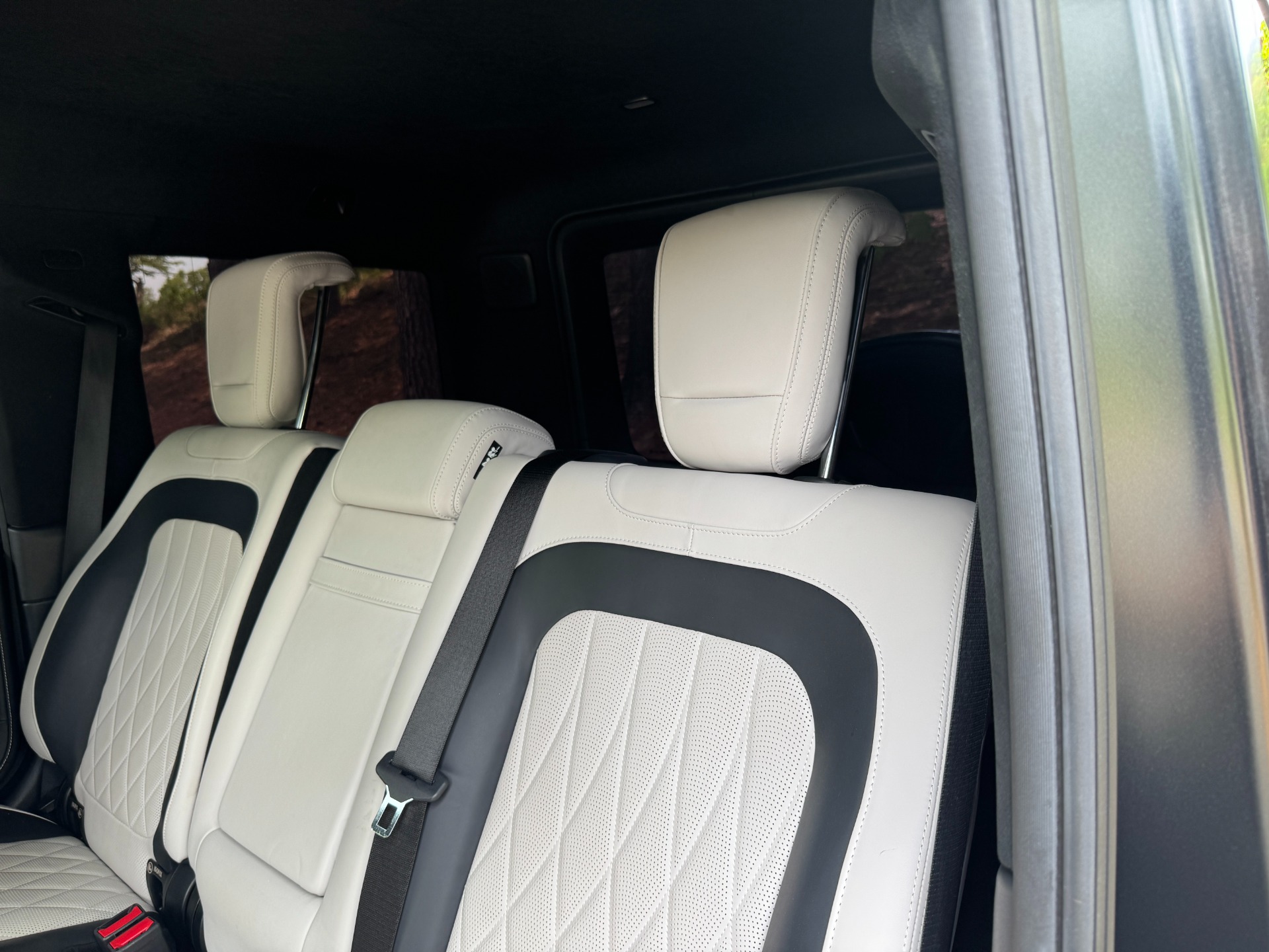 Used 2020 Mercedes-Benz G63 AMG GREEN WRAP//DESIGNO INT/CARBON TRIM/ PERF PKG for sale $133,150 at Formula Imports in Charlotte NC 28227 44