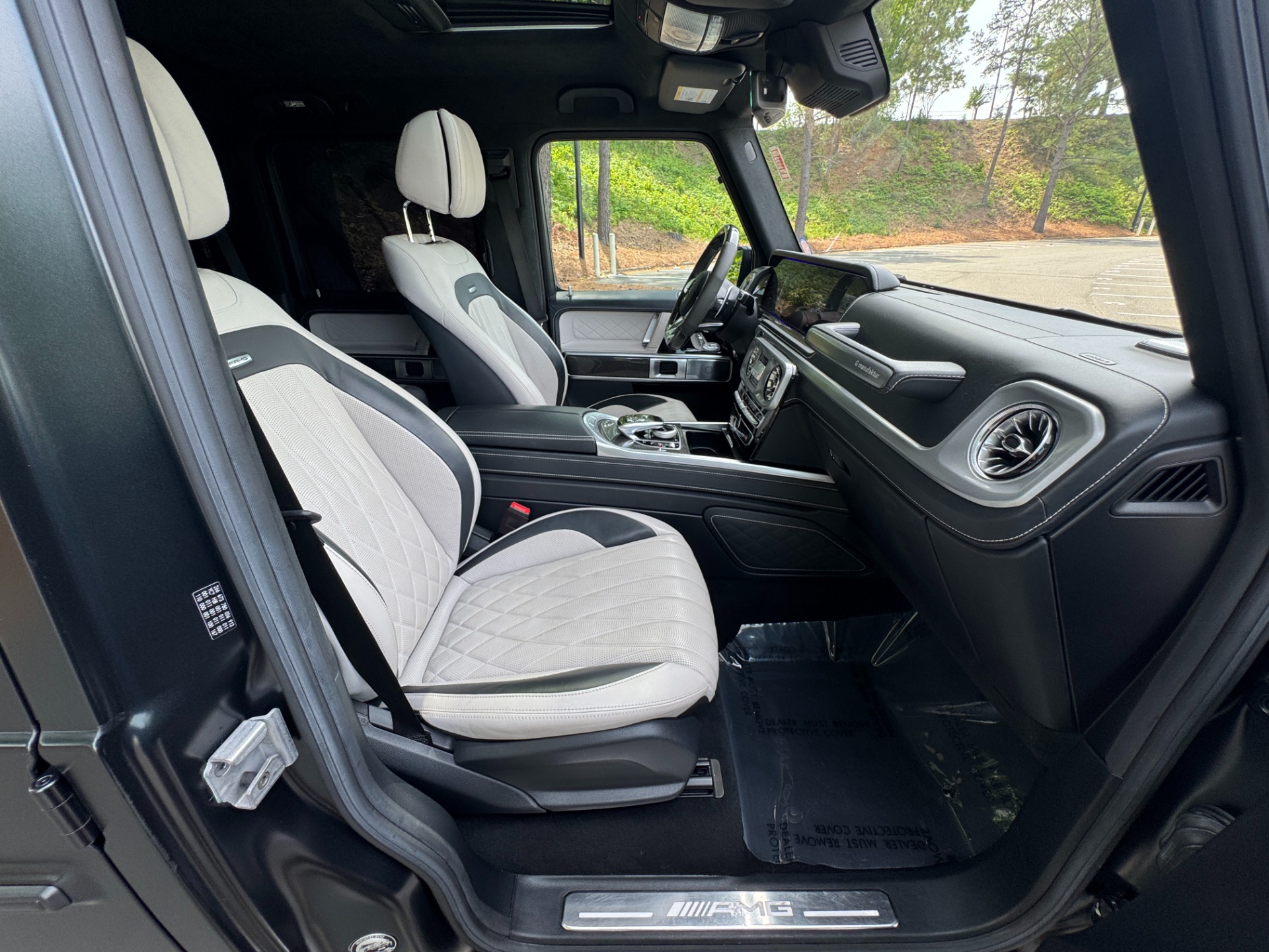 Used 2020 Mercedes-Benz G63 AMG GREEN WRAP//DESIGNO INT/CARBON TRIM/ PERF PKG for sale $133,150 at Formula Imports in Charlotte NC 28227 49