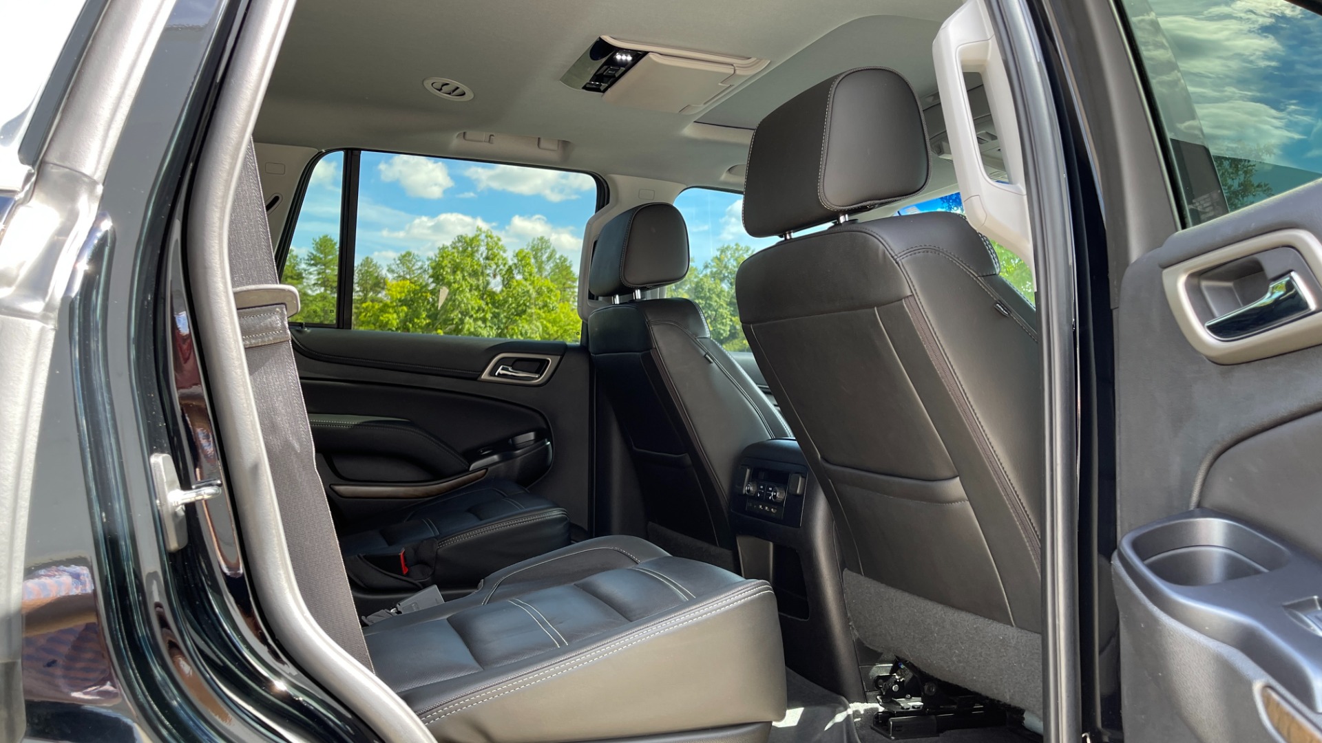 Used 2019 GMC Yukon Denali for sale Sold at Formula Imports in Charlotte NC 28227 23