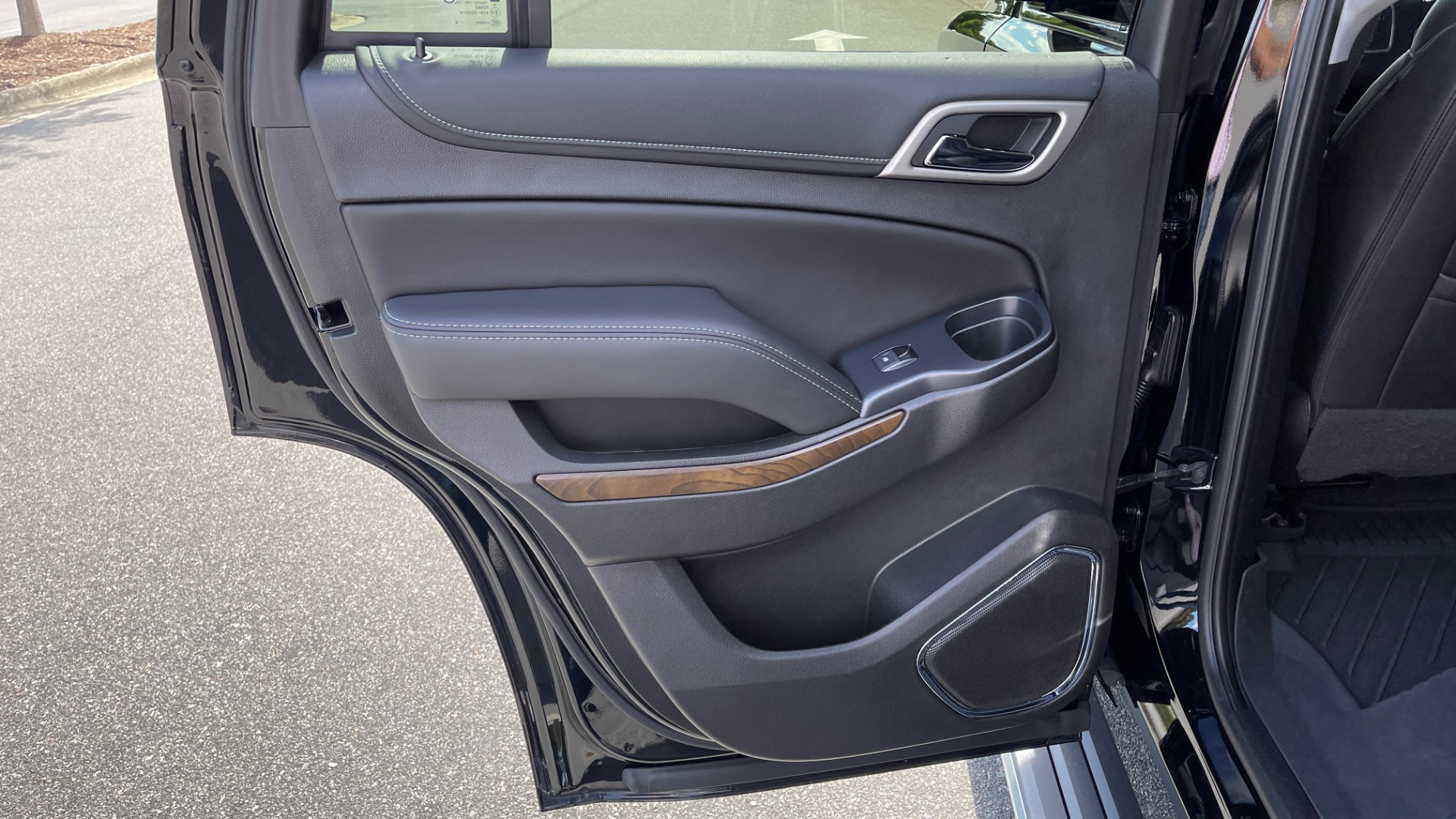 Used 2019 GMC Yukon Denali for sale Sold at Formula Imports in Charlotte NC 28227 29