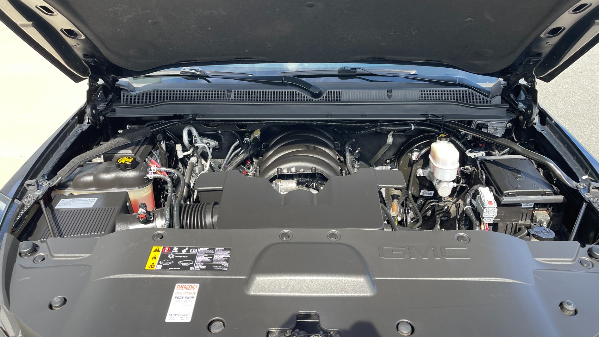 Used 2019 GMC Yukon Denali for sale Sold at Formula Imports in Charlotte NC 28227 53