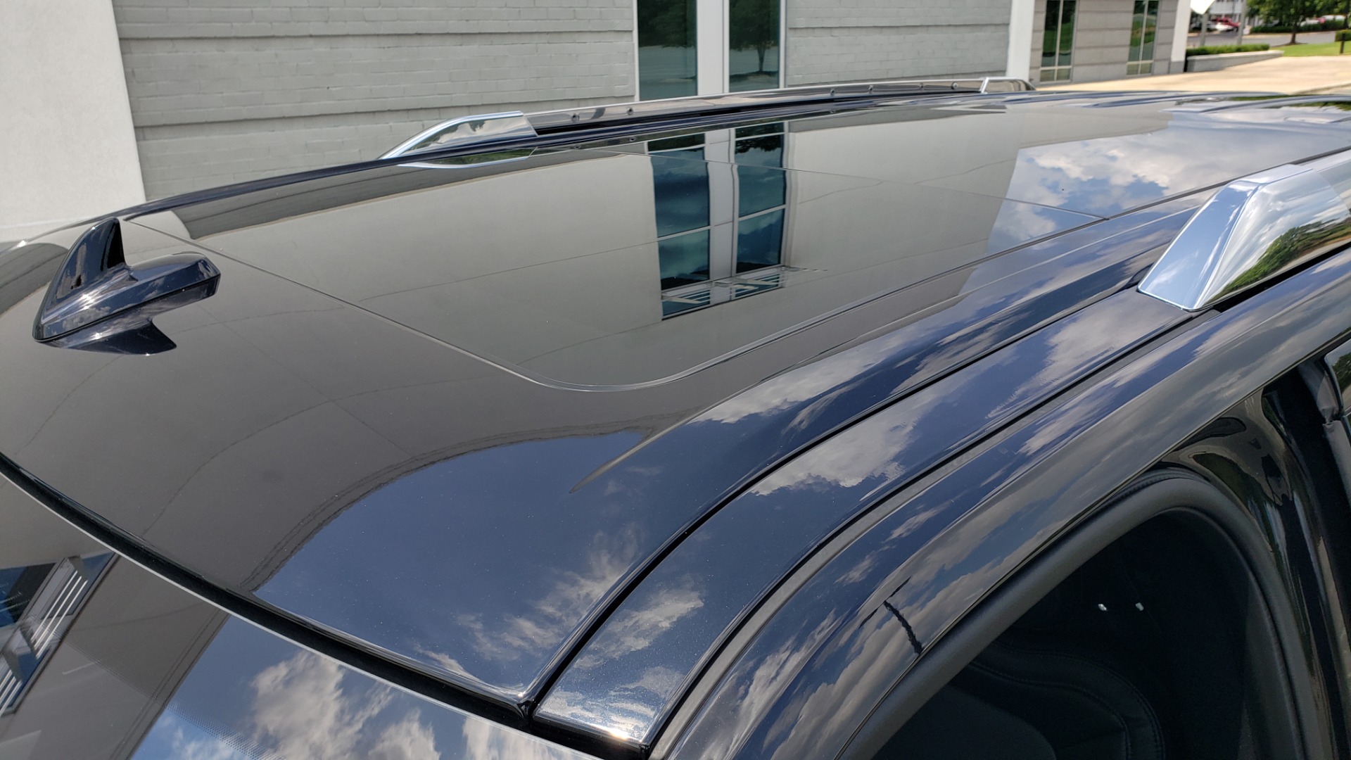 Used 2019 Lincoln NAVIGATOR RESERVE 4X4 / NAV / PANO-ROOF / REVEL ULTIMA AUDIO / 3-ROW / REARVIEW for sale Sold at Formula Imports in Charlotte NC 28227 12