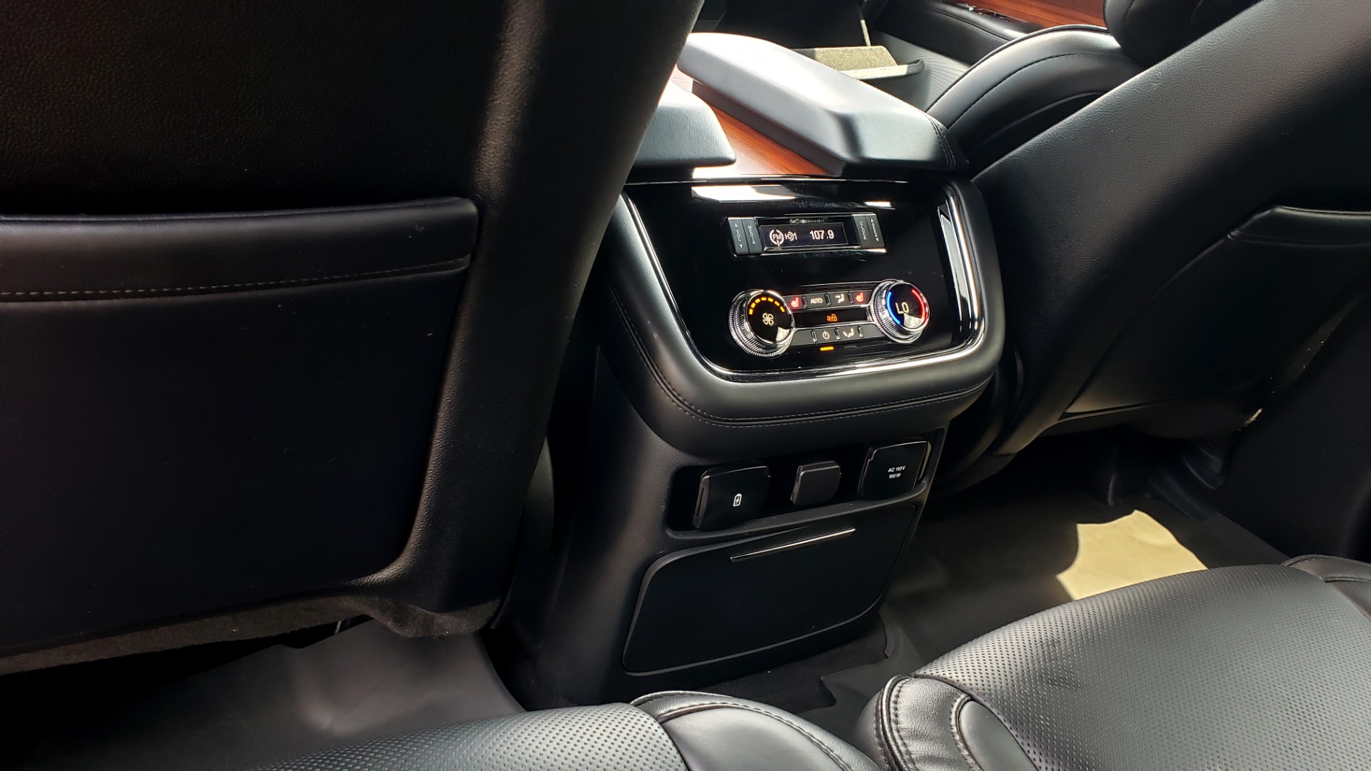 Used 2019 Lincoln NAVIGATOR RESERVE 4X4 / NAV / PANO-ROOF / REVEL ULTIMA AUDIO / 3-ROW / REARVIEW for sale Sold at Formula Imports in Charlotte NC 28227 71