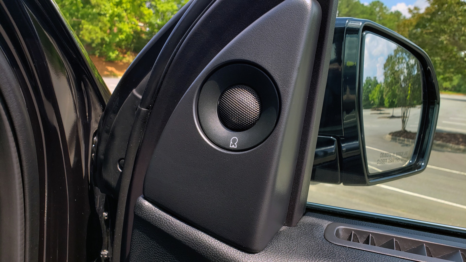 Used 2019 Lincoln NAVIGATOR RESERVE 4X4 / NAV / PANO-ROOF / REVEL ULTIMA AUDIO / 3-ROW / REARVIEW for sale Sold at Formula Imports in Charlotte NC 28227 75