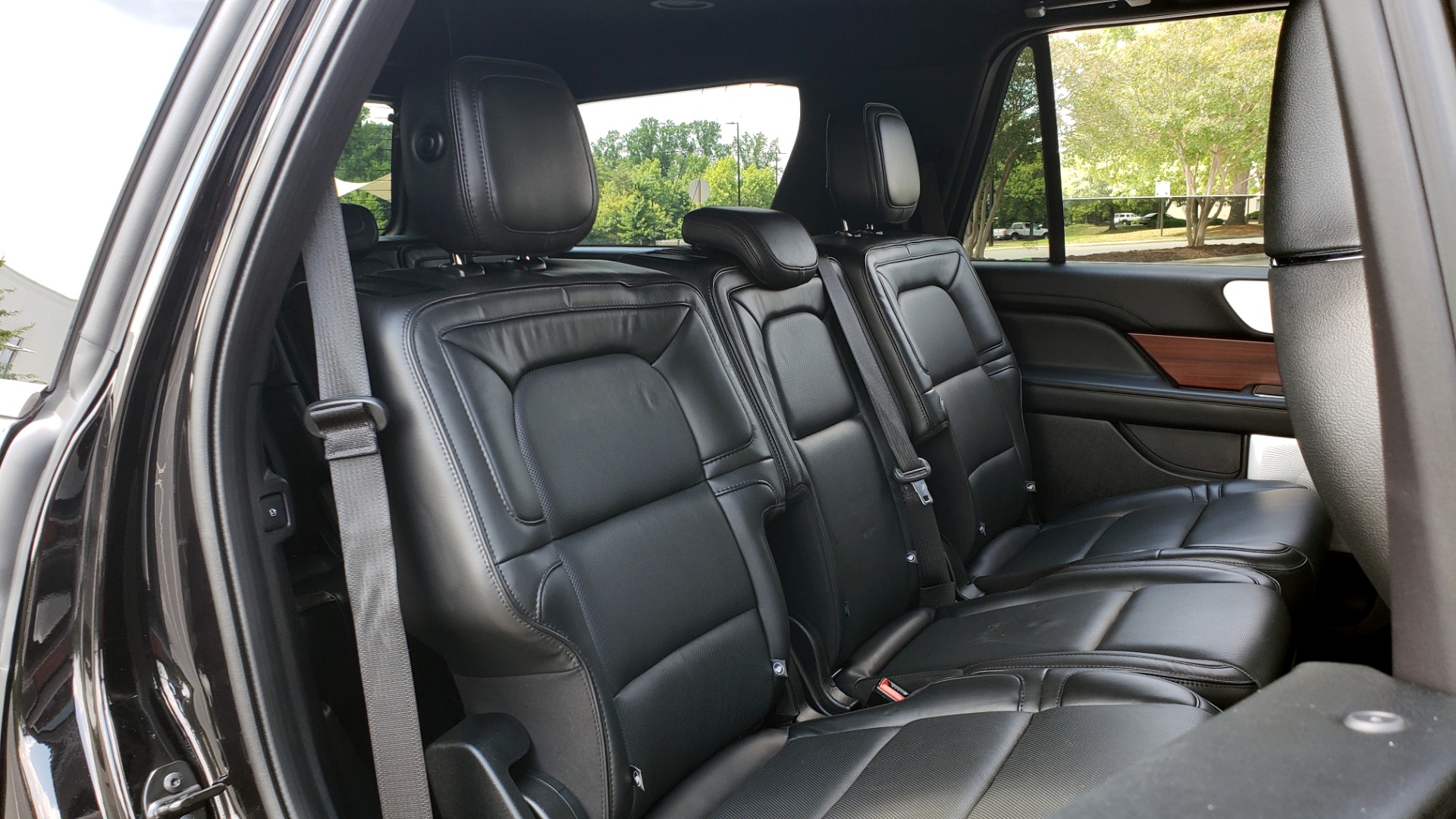 Used 2019 Lincoln NAVIGATOR RESERVE 4X4 / NAV / PANO-ROOF / REVEL ULTIMA AUDIO / 3-ROW / REARVIEW for sale Sold at Formula Imports in Charlotte NC 28227 85