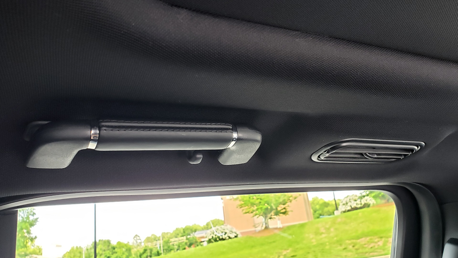 Used 2019 Lincoln NAVIGATOR RESERVE 4X4 / NAV / PANO-ROOF / REVEL ULTIMA AUDIO / 3-ROW / REARVIEW for sale Sold at Formula Imports in Charlotte NC 28227 90