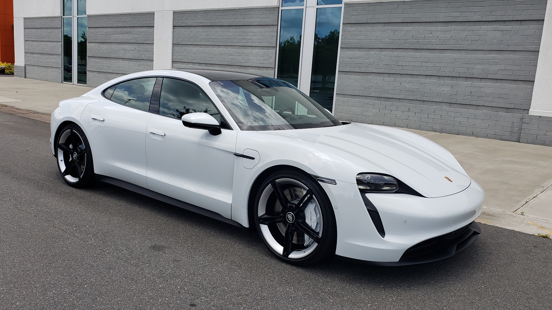 Used 2020 Porsche TAYCAN 4S / 93.4KWH / NAV / PANO-ROOF / SPORT CHRONO / BOSE / CAMERA for sale Sold at Formula Imports in Charlotte NC 28227 12