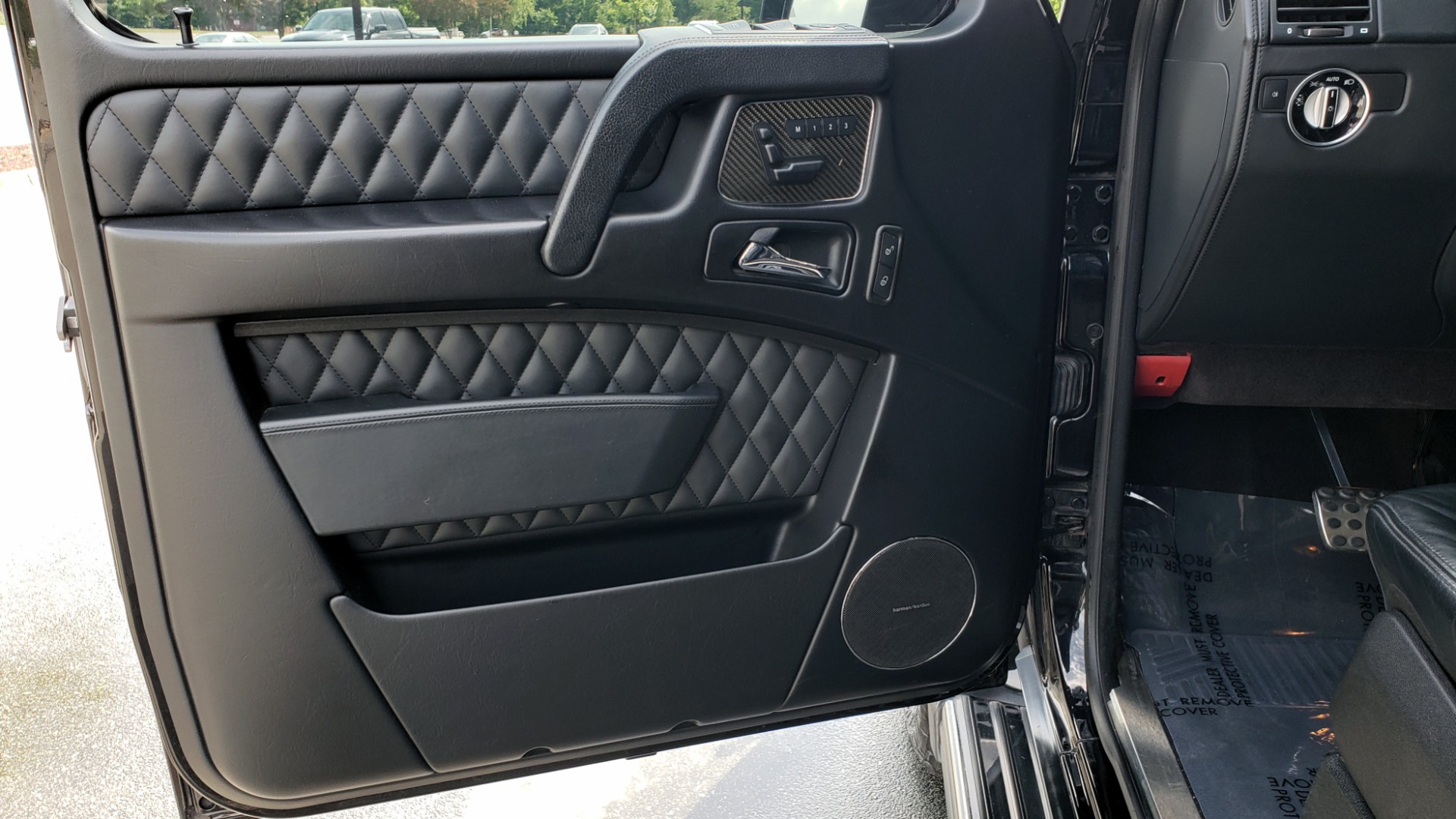 Used 2016 Mercedes-Benz G-CLASS AMG G 63 4MATIC / NAV / SUNROOF / H/K SND / ENT SYS / REARVIEW for sale Sold at Formula Imports in Charlotte NC 28227 16