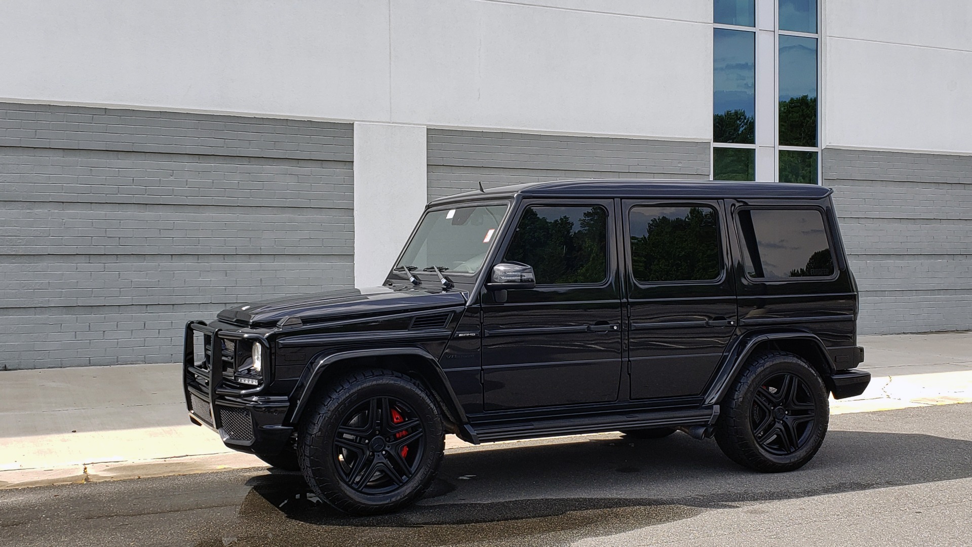 Used 2016 Mercedes-Benz G-CLASS AMG G 63 4MATIC / NAV / SUNROOF / H/K SND / ENT SYS / REARVIEW for sale Sold at Formula Imports in Charlotte NC 28227 3