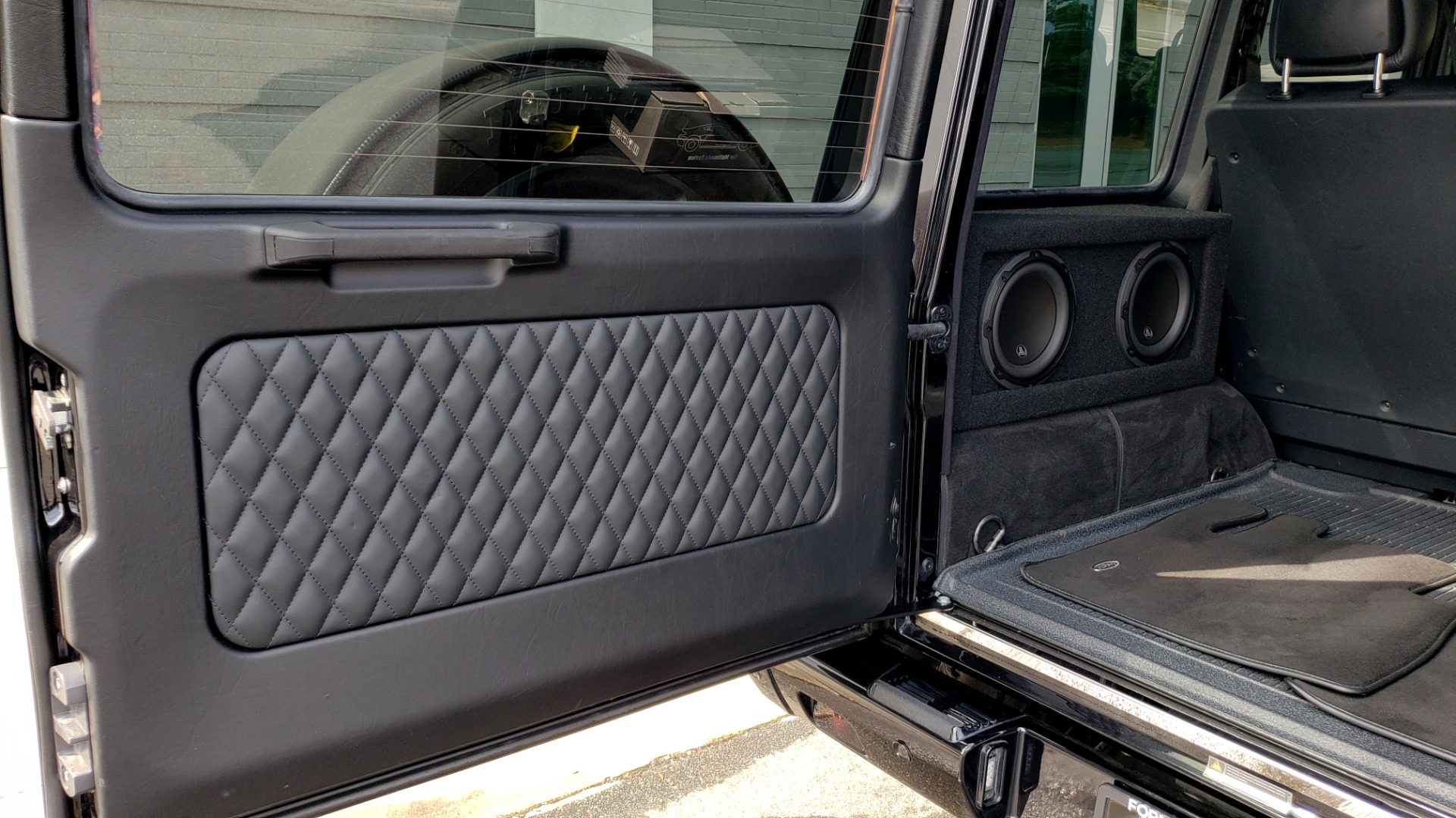 Used 2016 Mercedes-Benz G-CLASS AMG G 63 4MATIC / NAV / SUNROOF / H/K SND / ENT SYS / REARVIEW for sale Sold at Formula Imports in Charlotte NC 28227 30