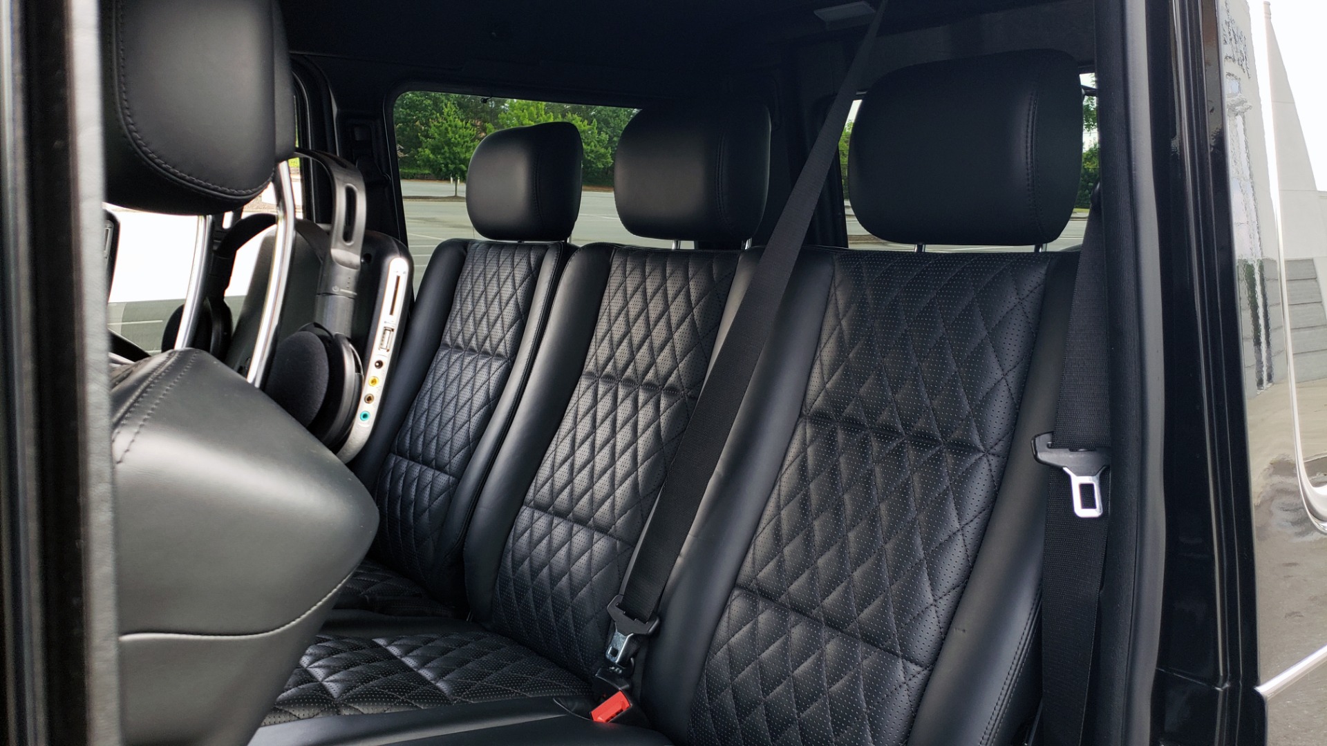 Used 2016 Mercedes-Benz G-CLASS AMG G 63 4MATIC / NAV / SUNROOF / H/K SND / ENT SYS / REARVIEW for sale Sold at Formula Imports in Charlotte NC 28227 57