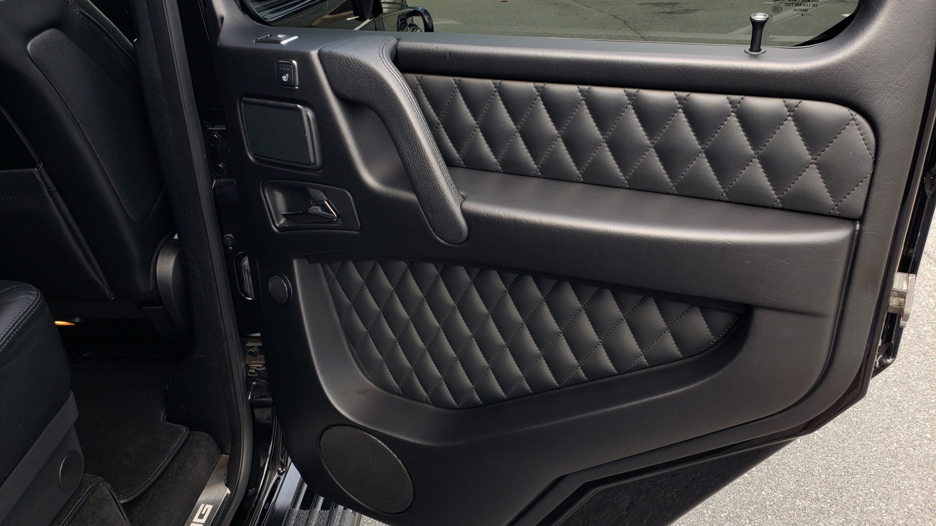 Used 2016 Mercedes-Benz G-CLASS AMG G 63 4MATIC / NAV / SUNROOF / H/K SND / ENT SYS / REARVIEW for sale Sold at Formula Imports in Charlotte NC 28227 58
