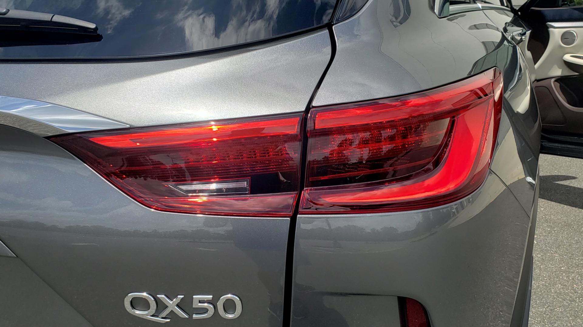 Used 2019 INFINITI QX50 ESSENTIAL / 2.0L / PROASSIST / PROACTIVE / AUTOGRAPH / SENSORY for sale Sold at Formula Imports in Charlotte NC 28227 31
