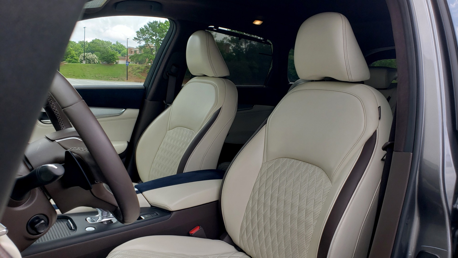 Used 2019 INFINITI QX50 ESSENTIAL / 2.0L / PROASSIST / PROACTIVE / AUTOGRAPH / SENSORY for sale Sold at Formula Imports in Charlotte NC 28227 37