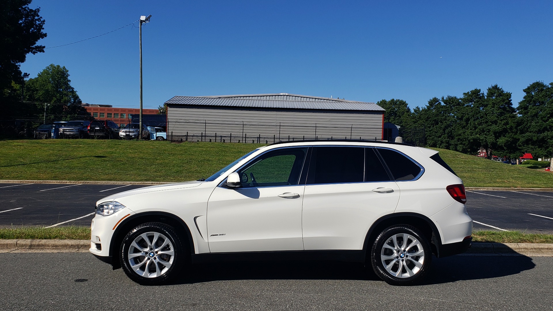 Used 2016 BMW X5 XDRIVE35I / AWD / NAV / PANO-ROOF / CAMERA for sale Sold at Formula Imports in Charlotte NC 28227 2