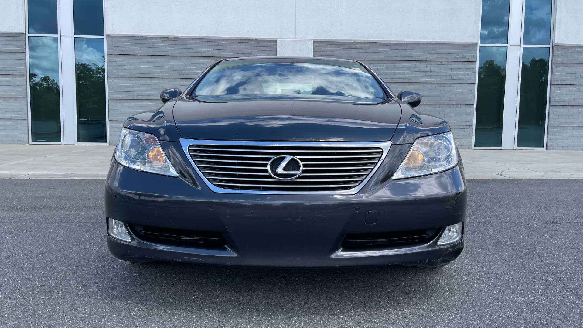 Used 2007 Lexus LS 460 SEDAN / COMFORT PKG / NAVIGATION / MARK LEVINSON / REARVIEW for sale Sold at Formula Imports in Charlotte NC 28227 11
