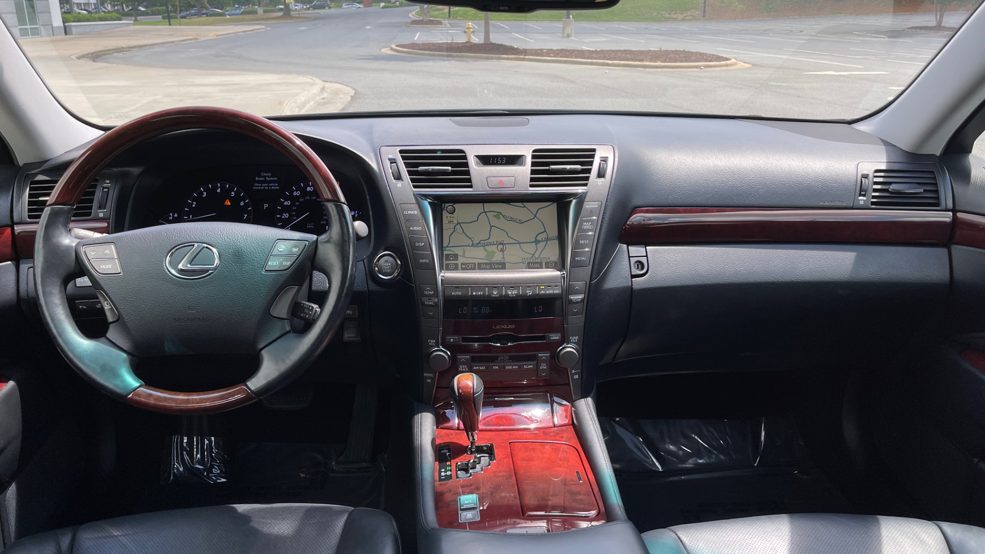 Used 2007 Lexus LS 460 SEDAN / COMFORT PKG / NAVIGATION / MARK LEVINSON / REARVIEW for sale Sold at Formula Imports in Charlotte NC 28227 57