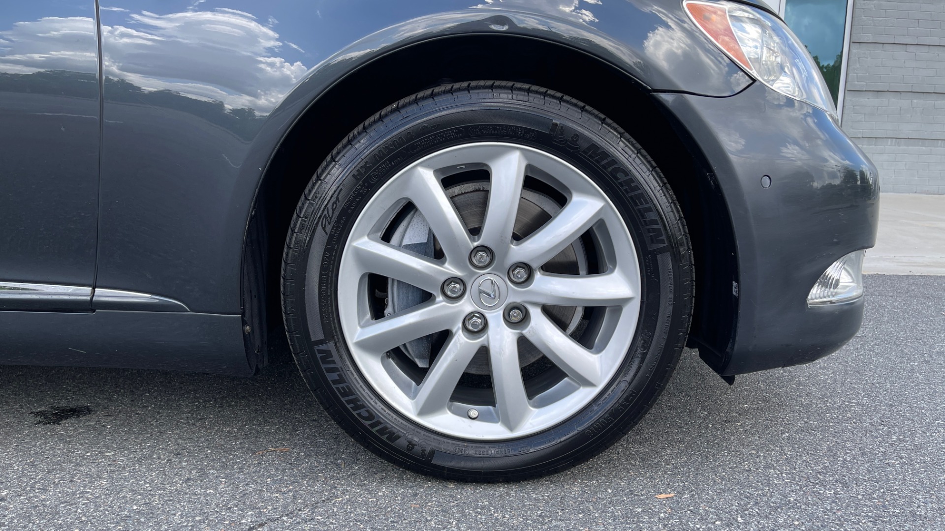 Used 2007 Lexus LS 460 SEDAN / COMFORT PKG / NAVIGATION / MARK LEVINSON / REARVIEW for sale Sold at Formula Imports in Charlotte NC 28227 70