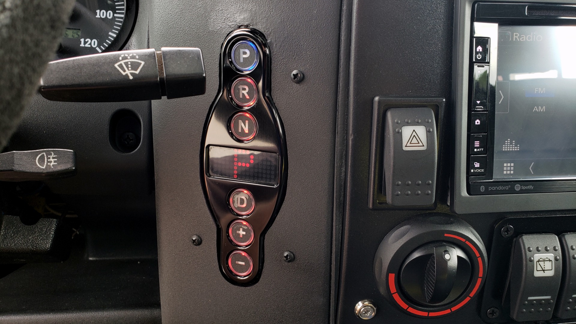 Used 1988 Land Rover DEFENDER 110 CUSTOM 4X4 / LS V8 / PUSH BUTTON AUTO / LEATHER / ROOF RACK for sale Sold at Formula Imports in Charlotte NC 28227 58
